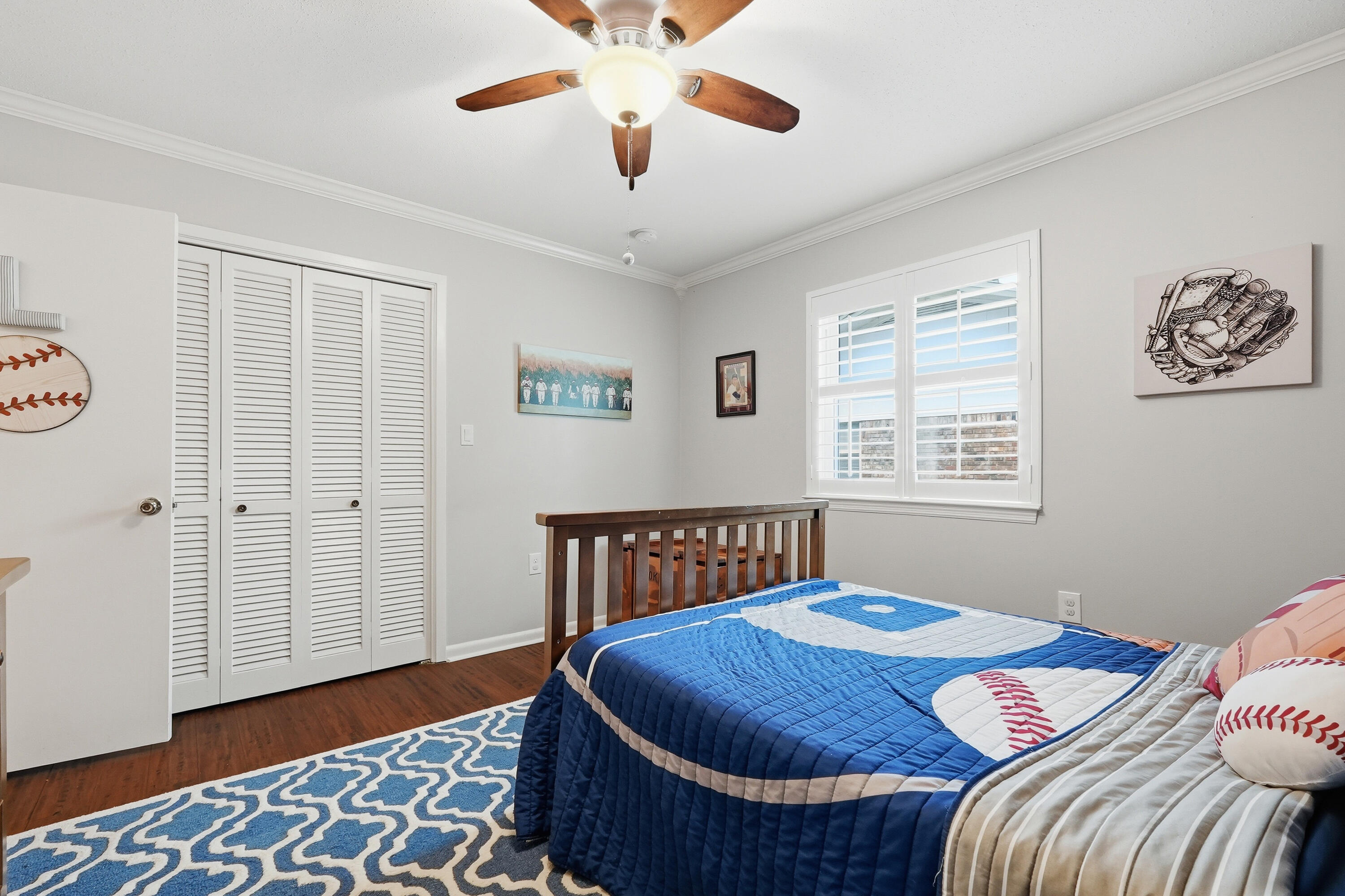 LAKE LORRAINE ESTATES - Residential