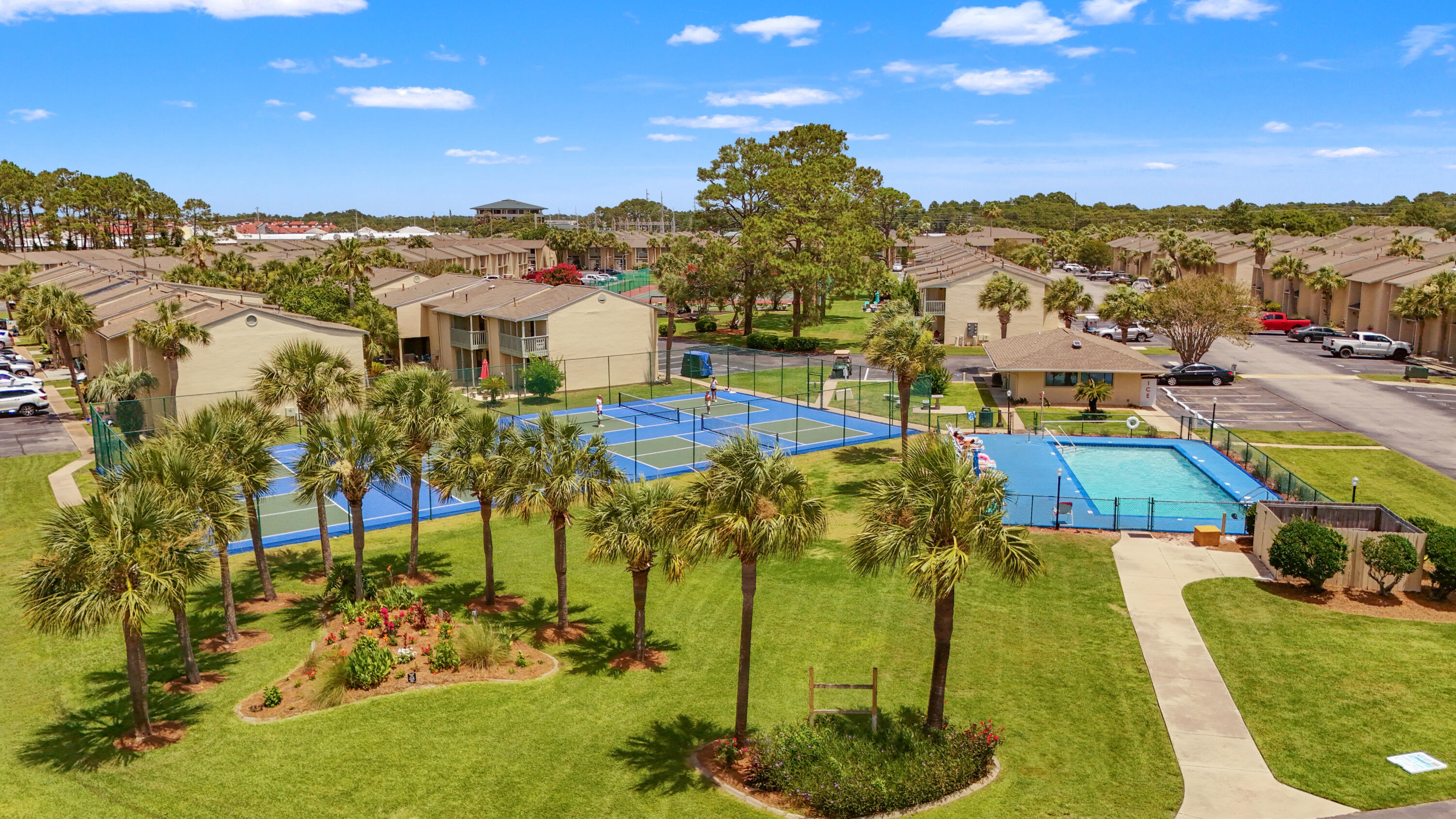 GULF HIGHLAND BEACH RESORT UNREC - Residential