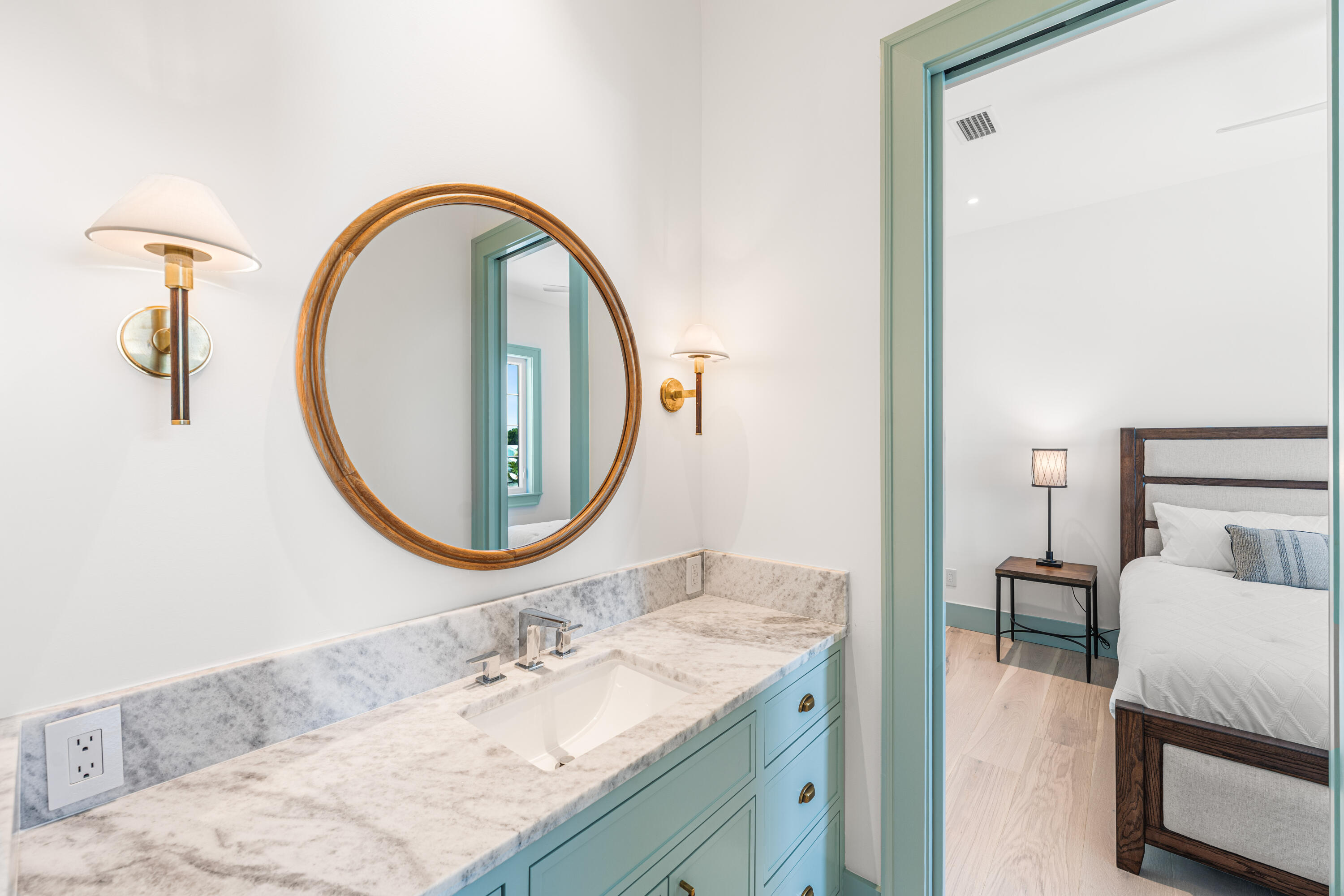 RIVIERA BEACH - Residential