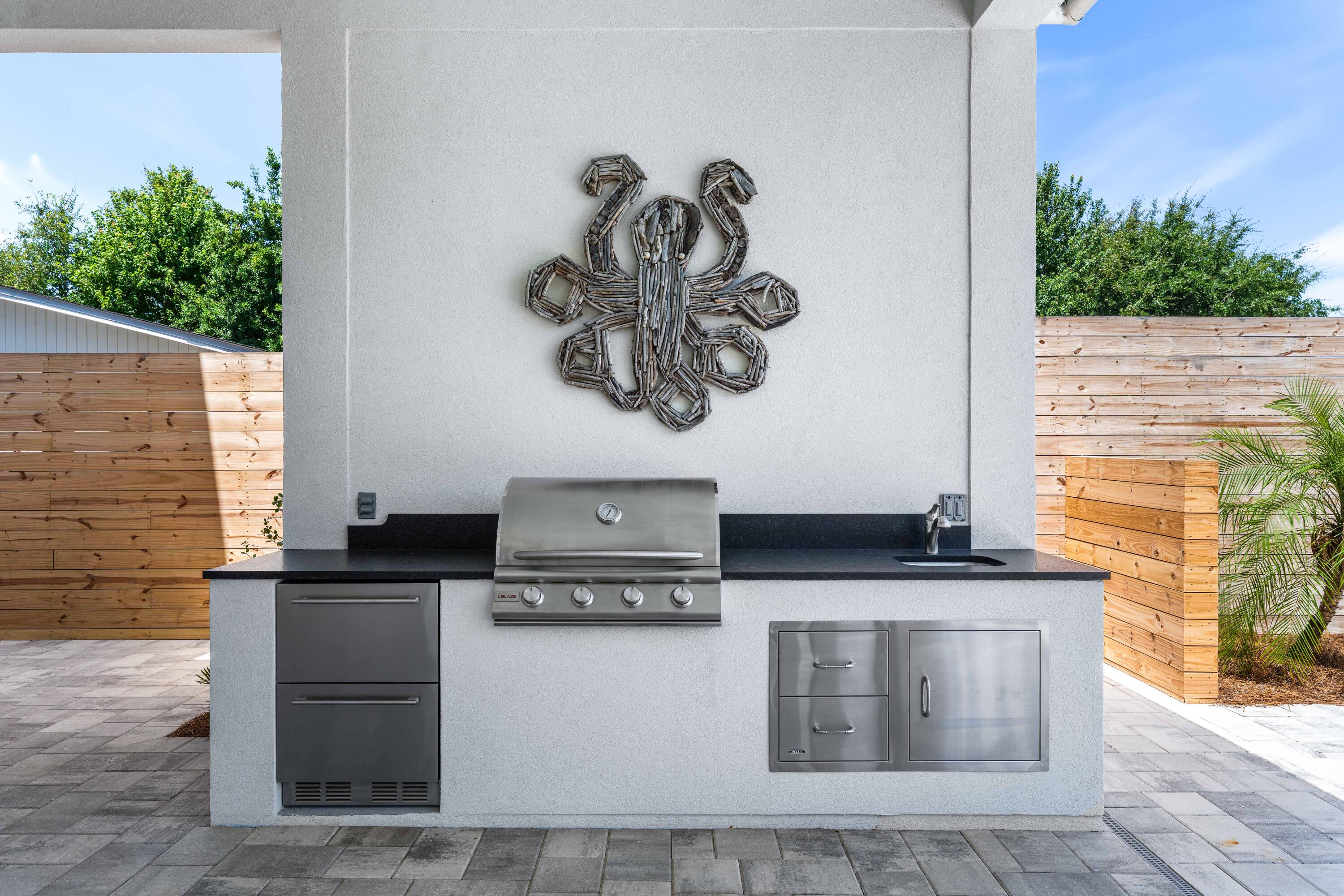 RIVIERA BEACH - Residential