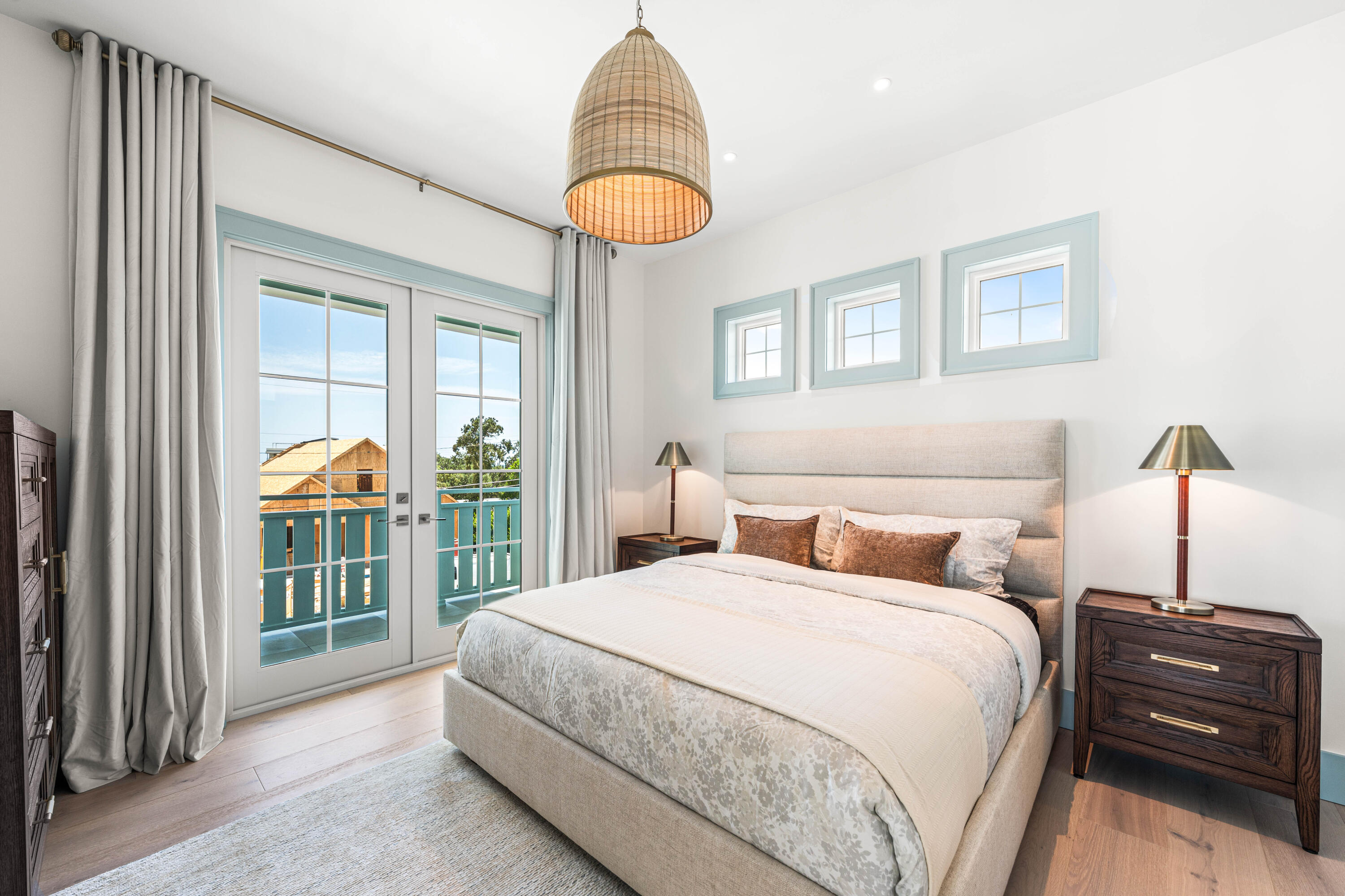 RIVIERA BEACH - Residential