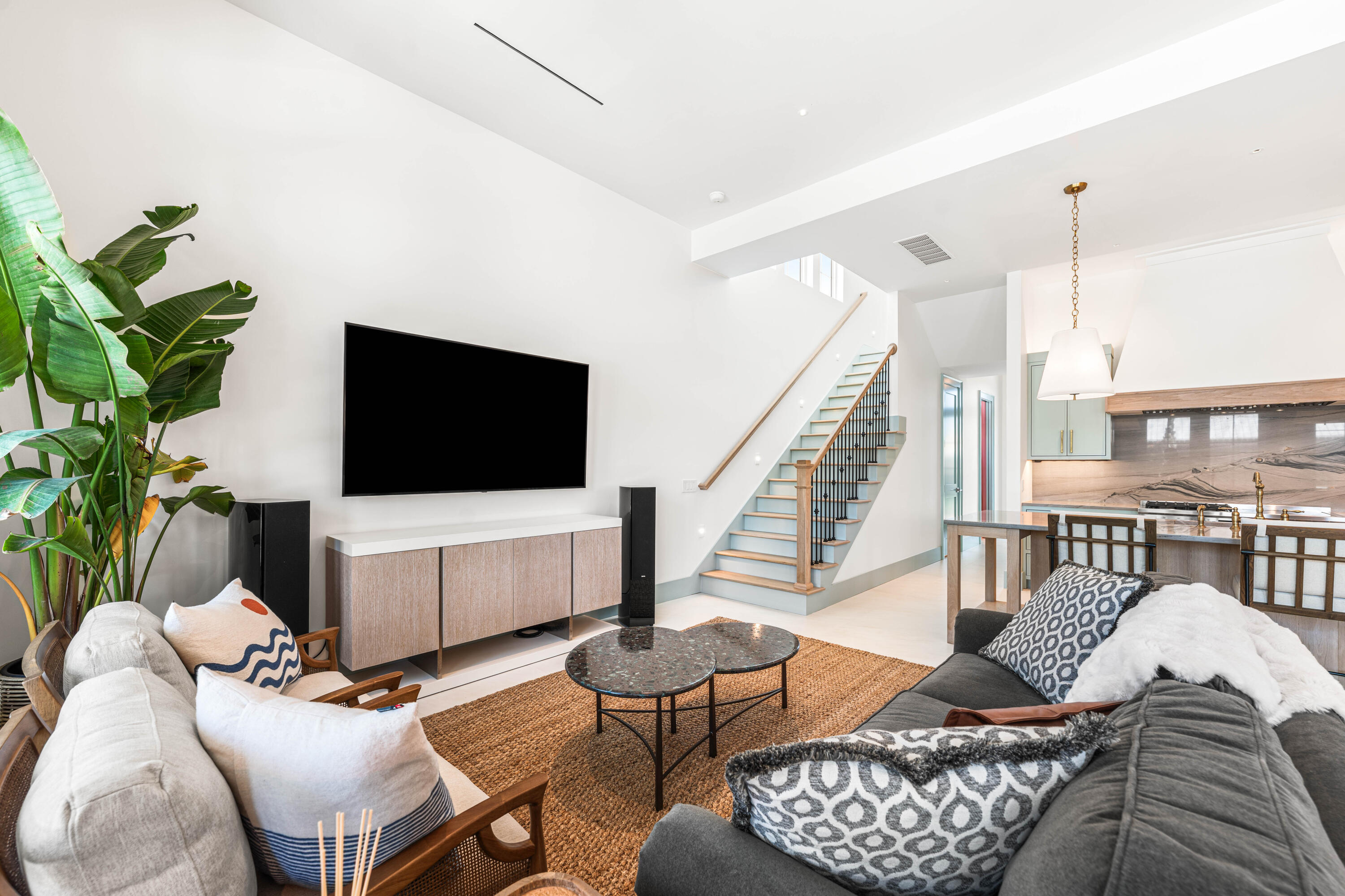 RIVIERA BEACH - Residential