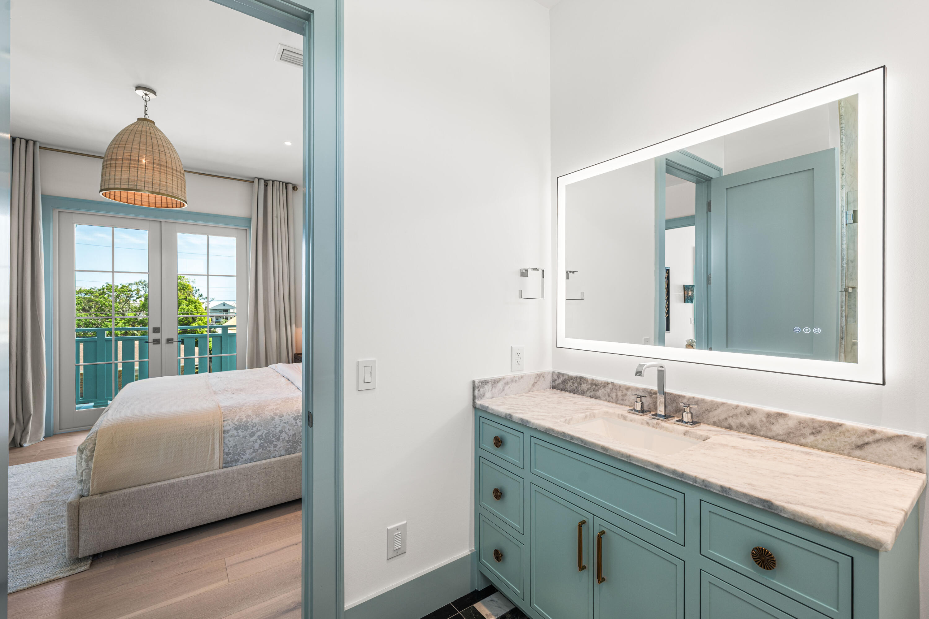 RIVIERA BEACH - Residential