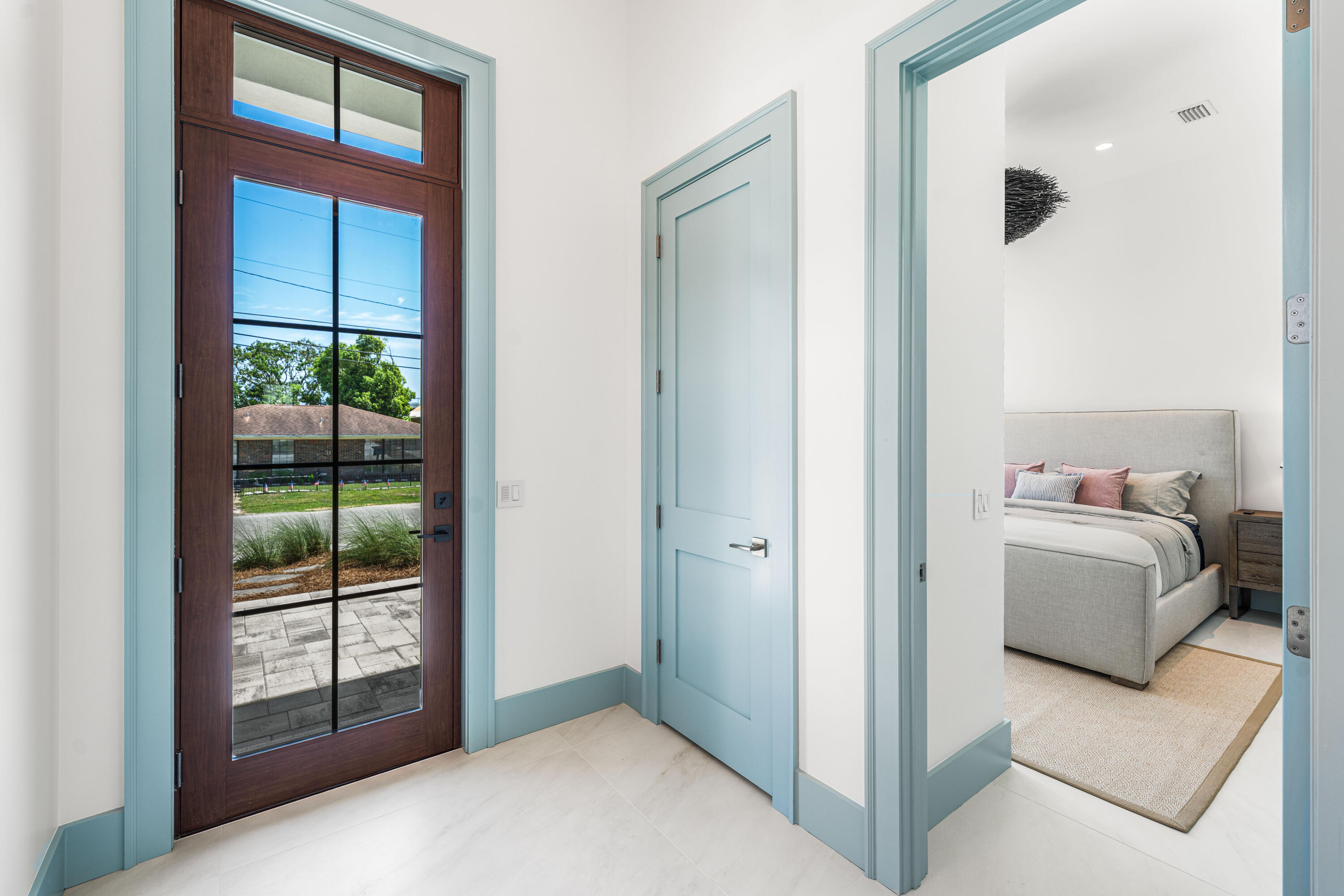 RIVIERA BEACH - Residential