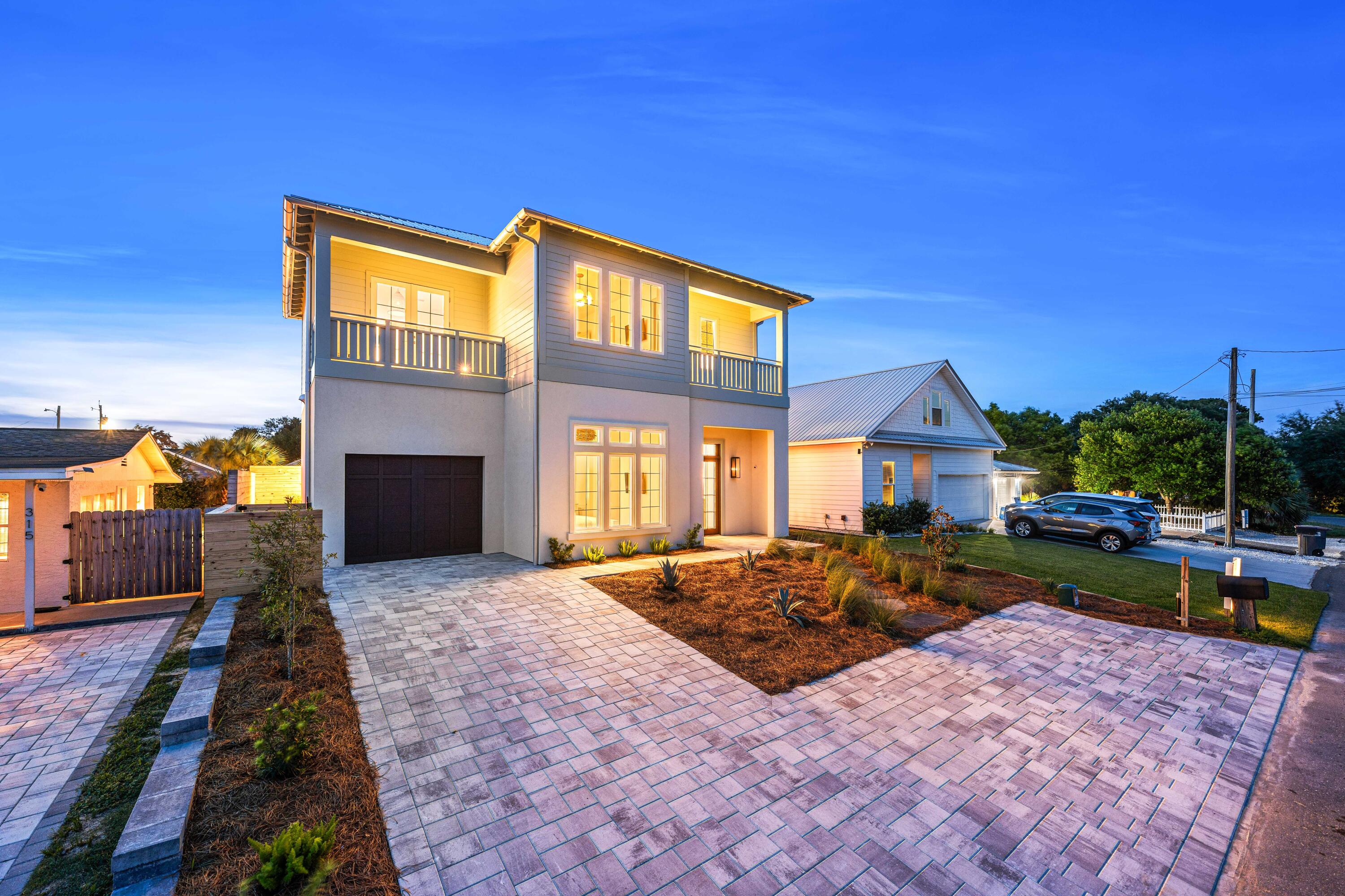 RIVIERA BEACH - Residential