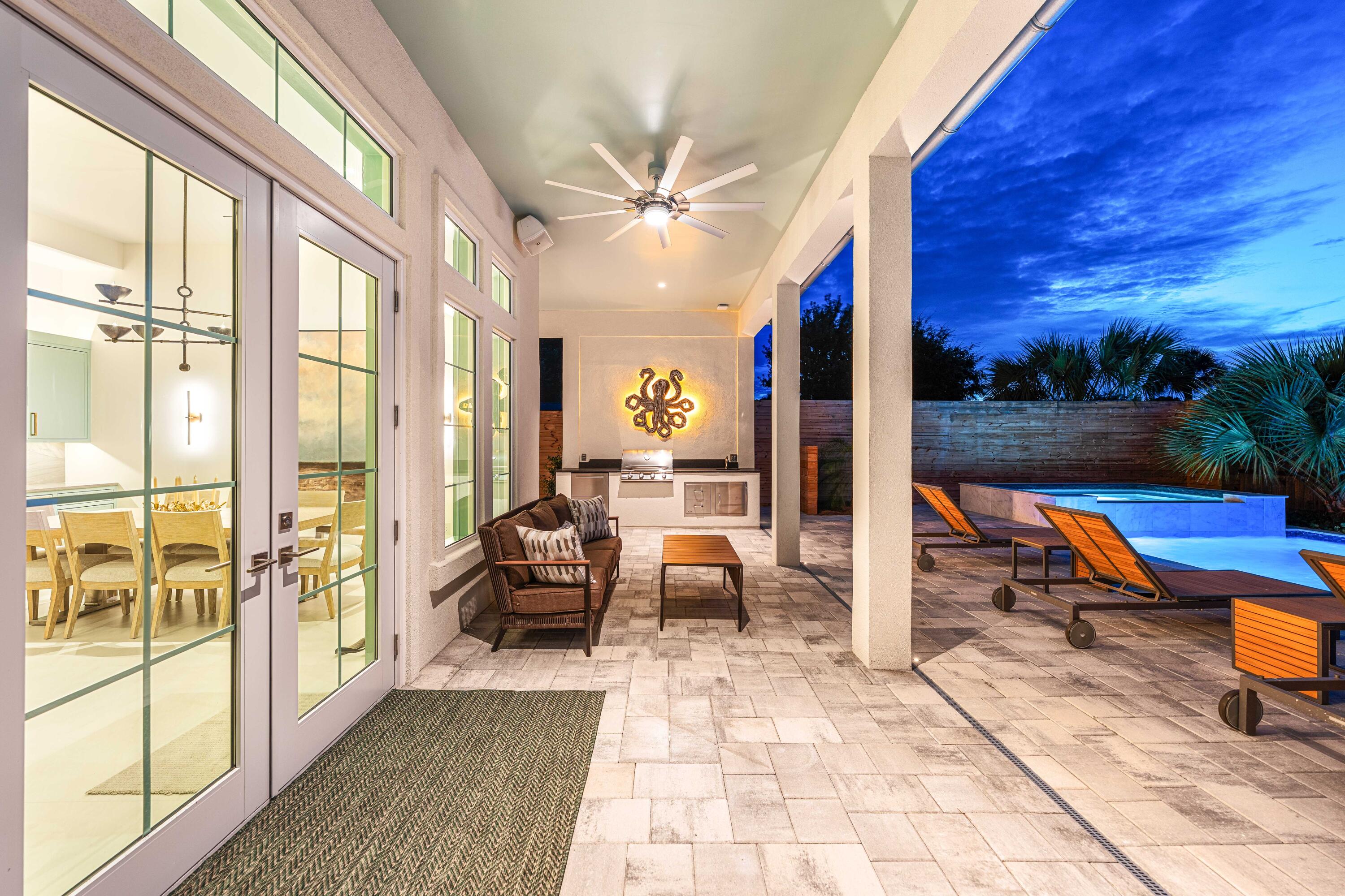 RIVIERA BEACH - Residential