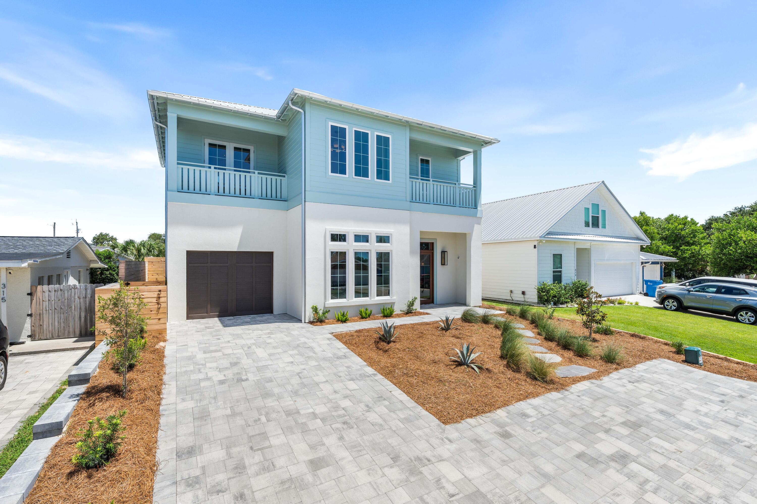 RIVIERA BEACH - Residential