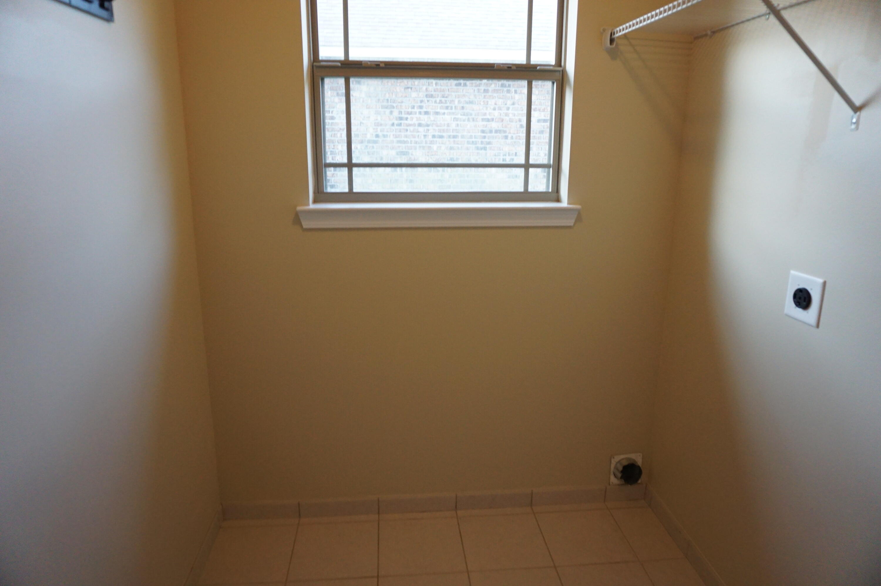 LEE FARMS PH III - Residential Lease