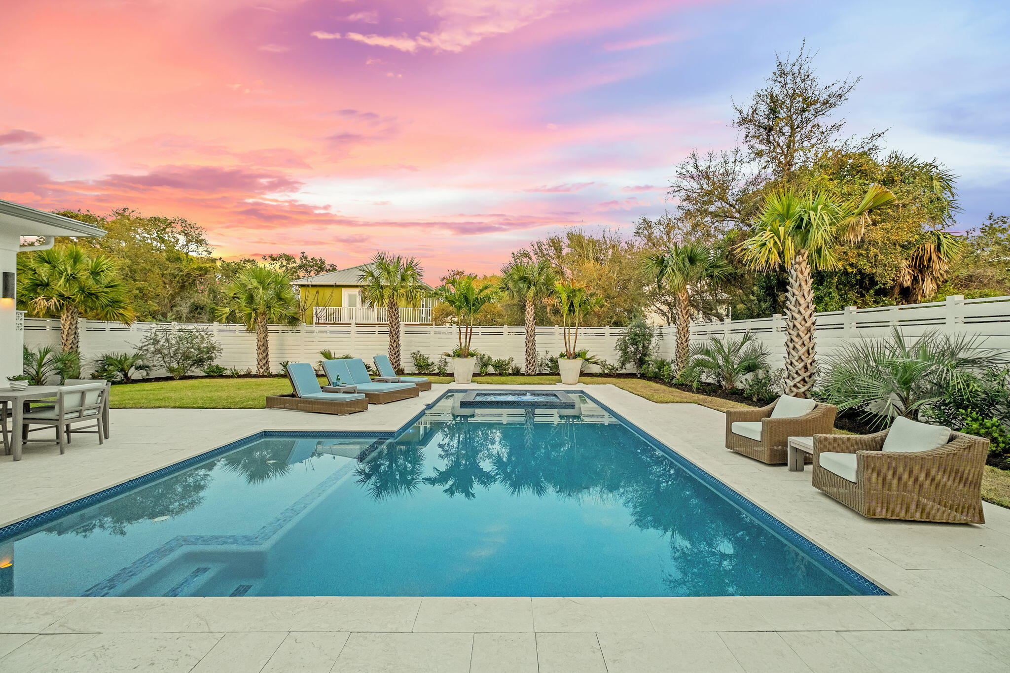 Blue Mountain Beach - Residential