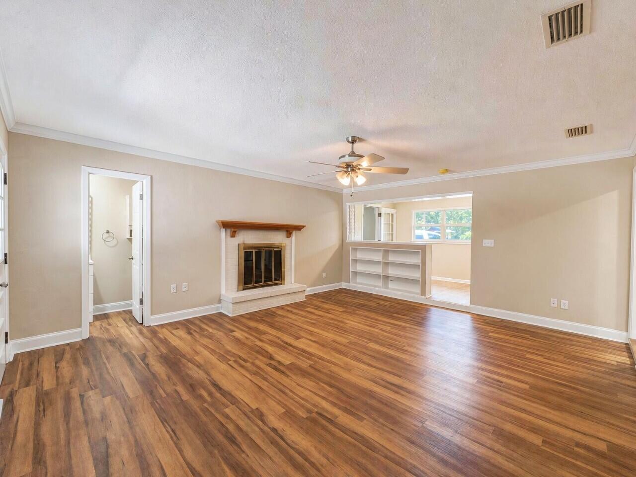BAYOU WOODS - Residential