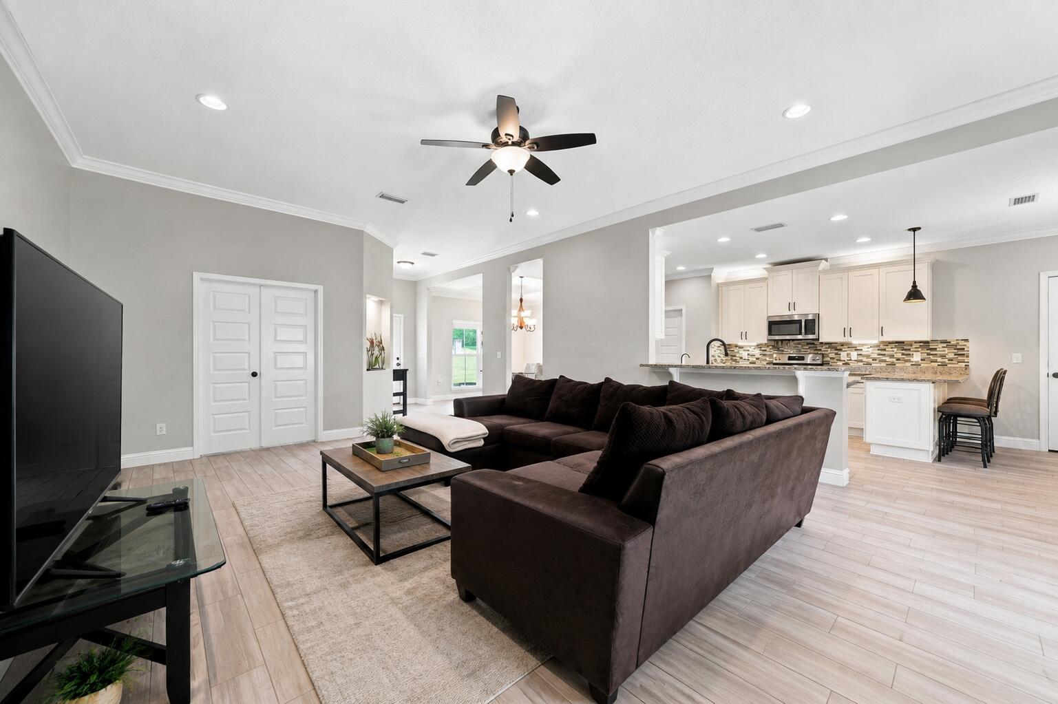 ASHLEY PLACE - Residential