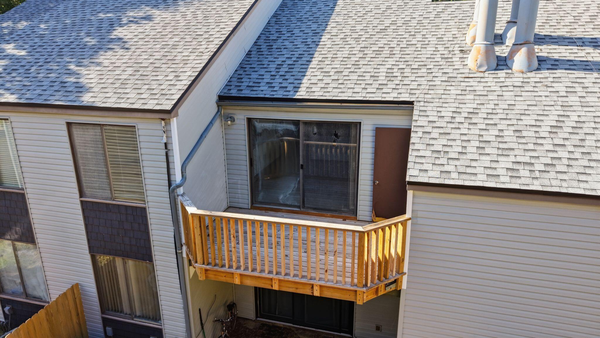 ELM PLACE CONDO - Residential