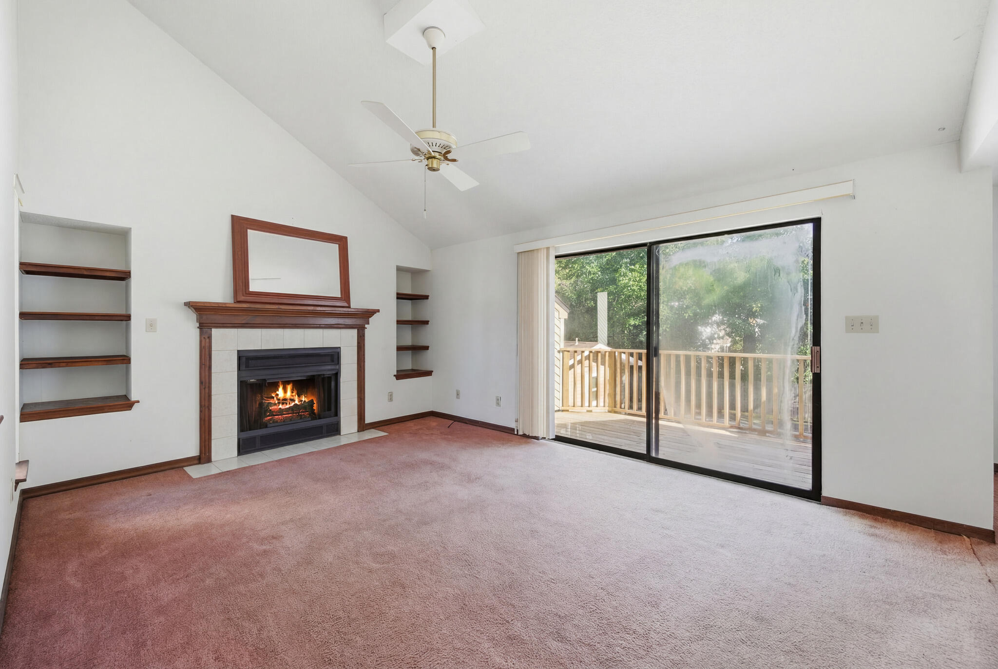 ELM PLACE CONDO - Residential