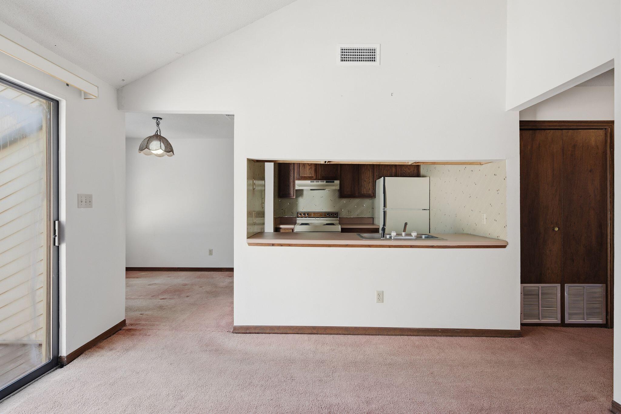 ELM PLACE CONDO - Residential