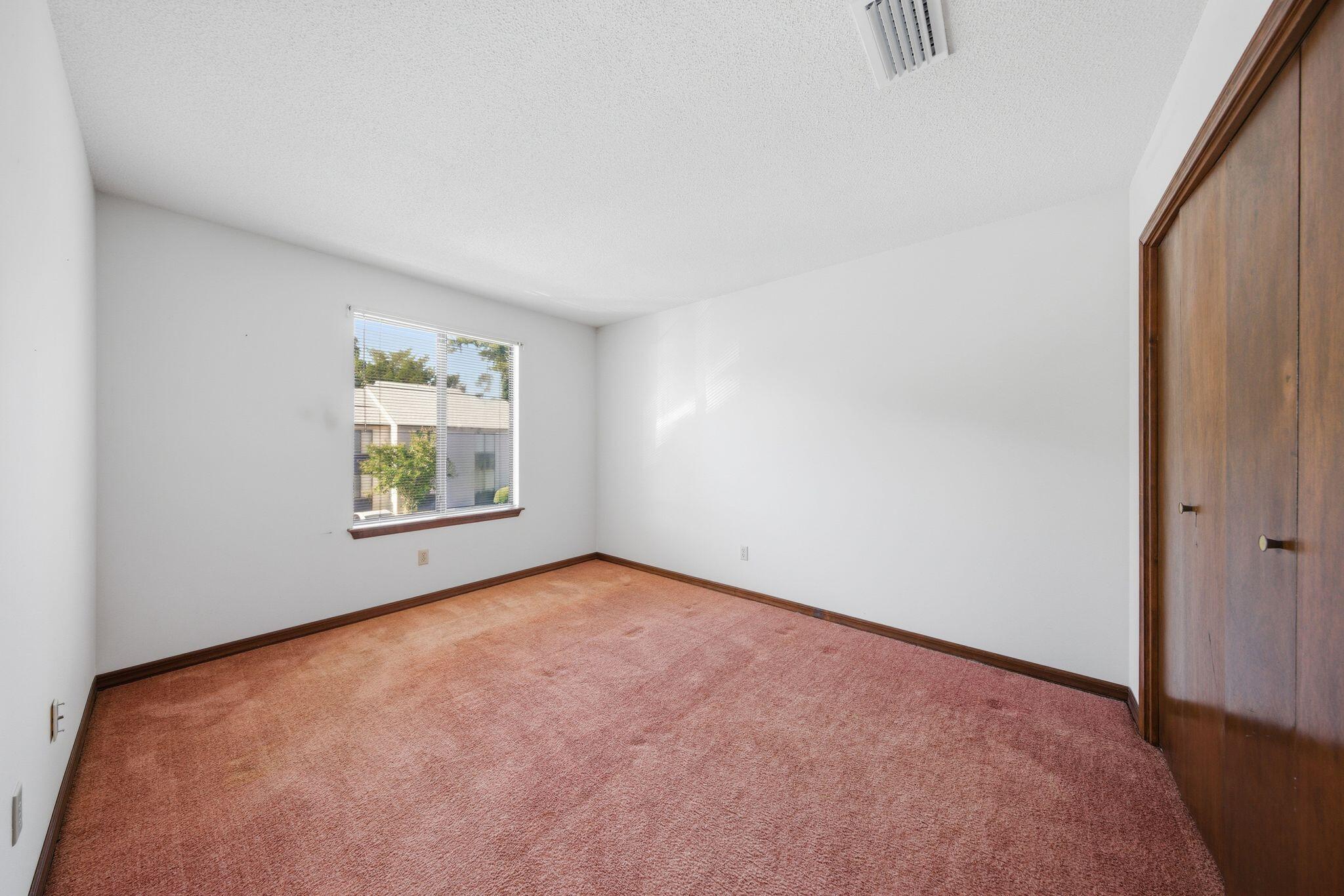 ELM PLACE CONDO - Residential