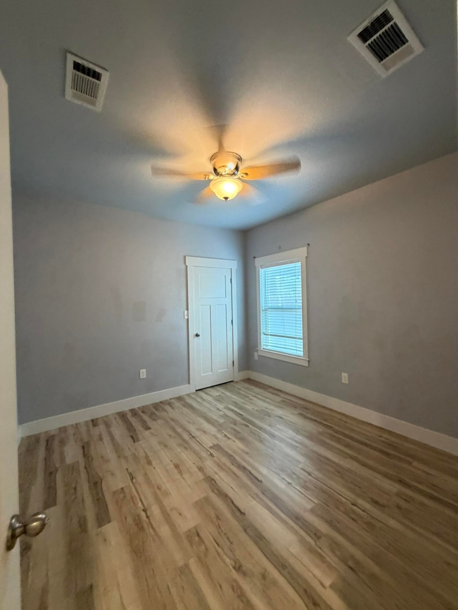 AVALON BEACH - Residential