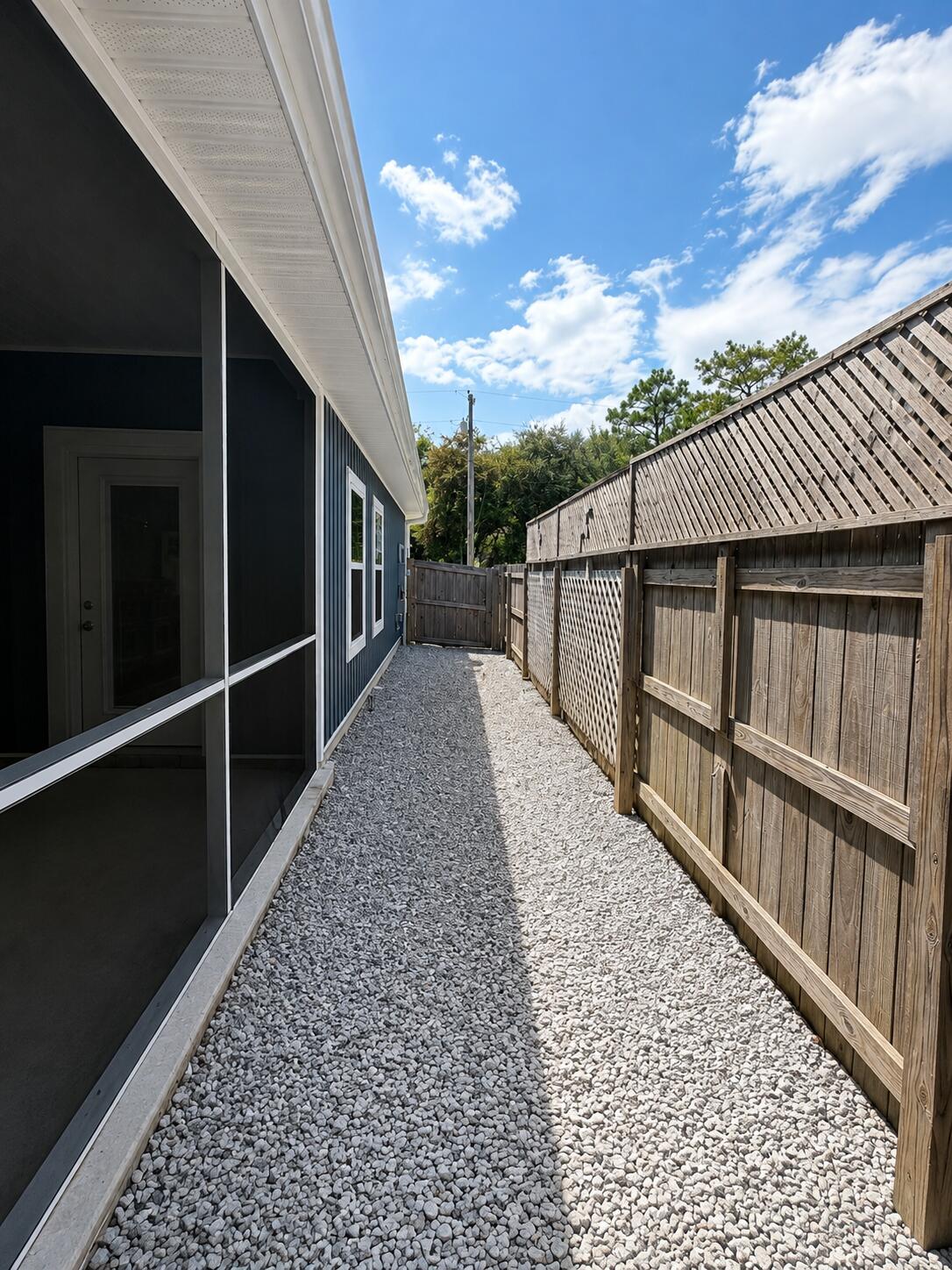 AVALON BEACH - Residential