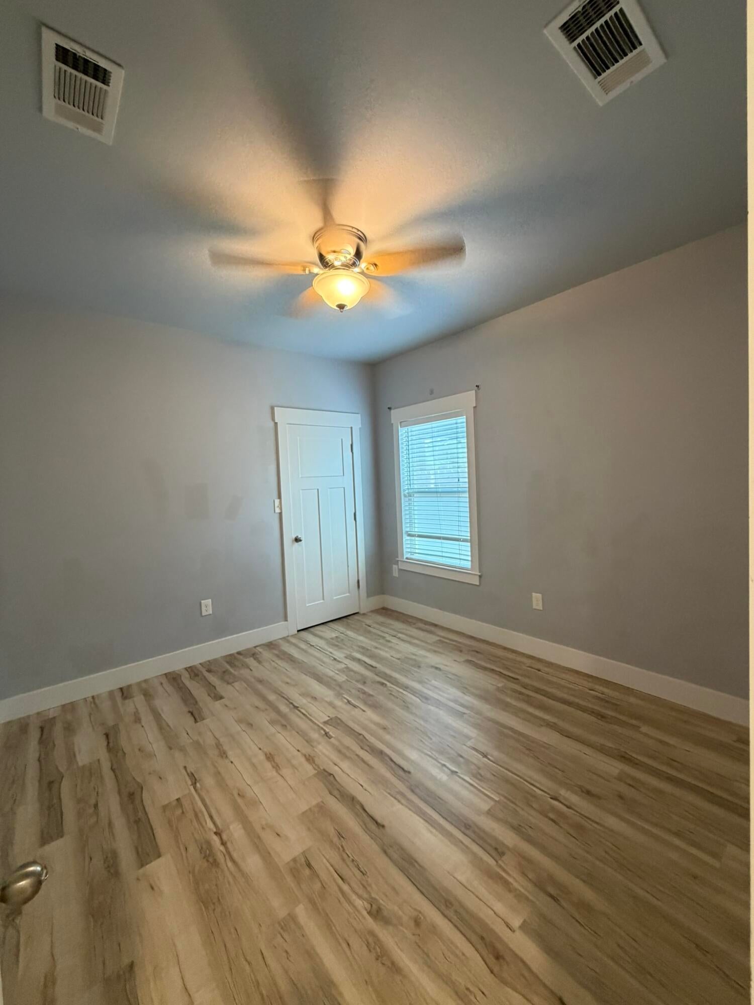 AVALON BEACH - Residential