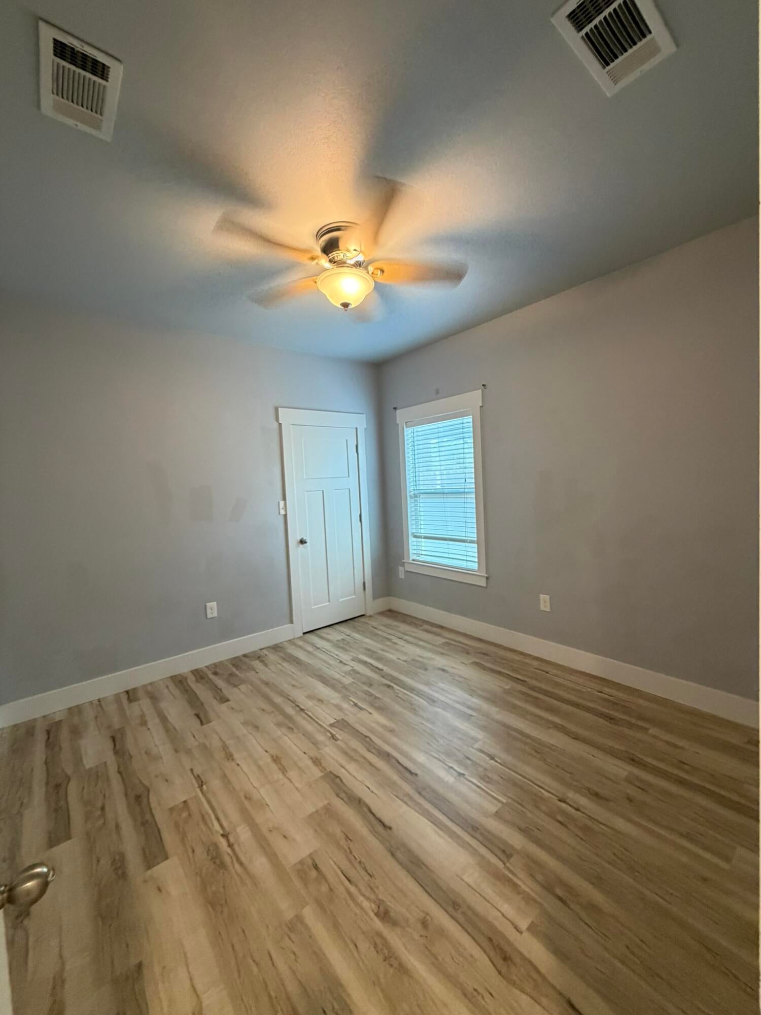 AVALON BEACH - Residential