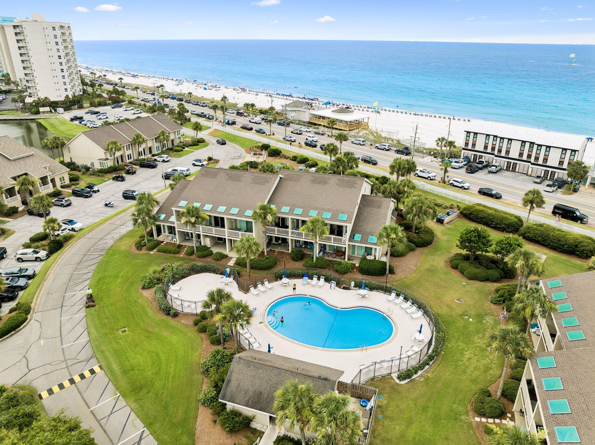 SEASCAPE CONDO PH 10 - Residential