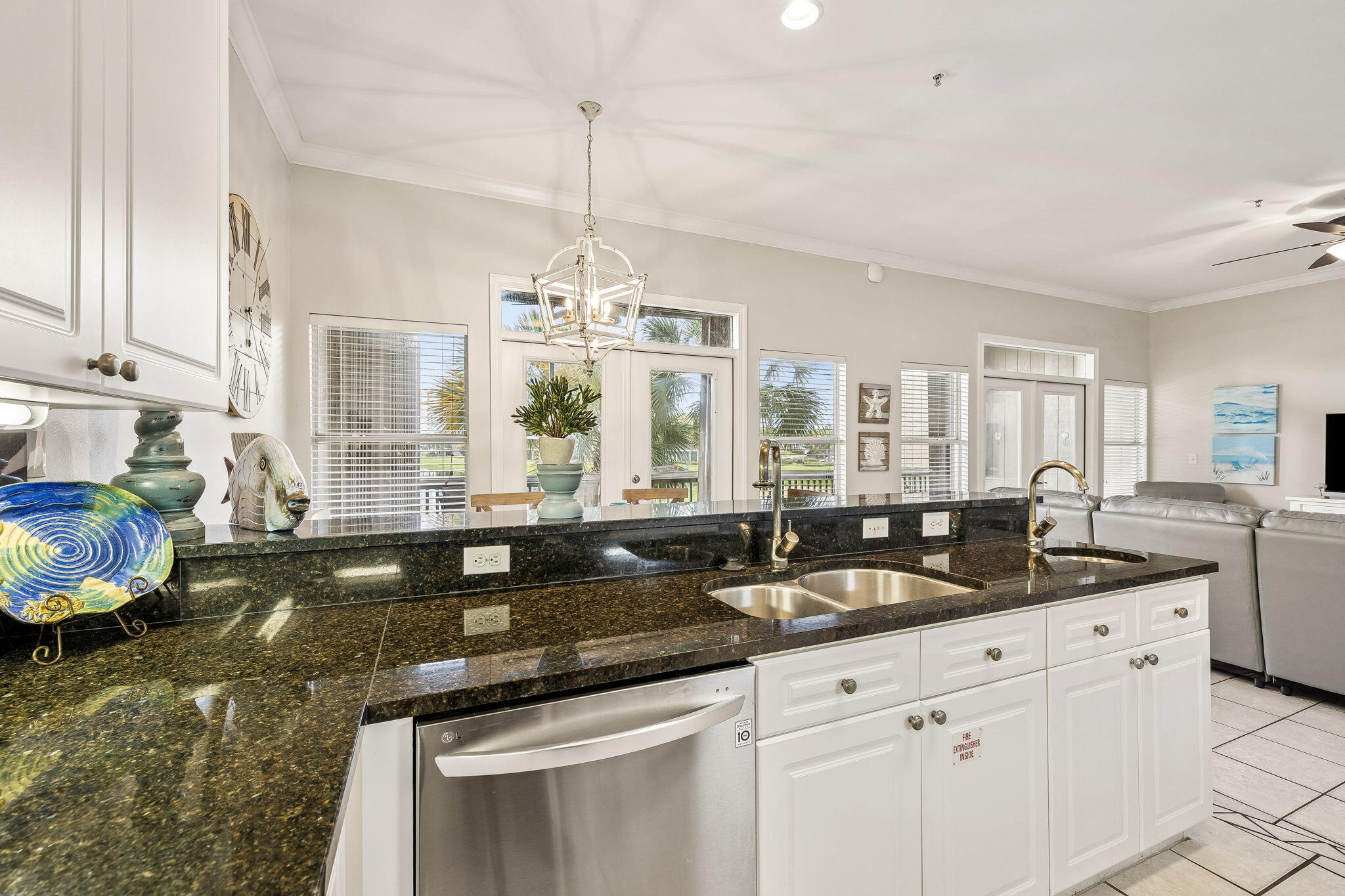 SEASCAPE CONDO PH 10 - Residential