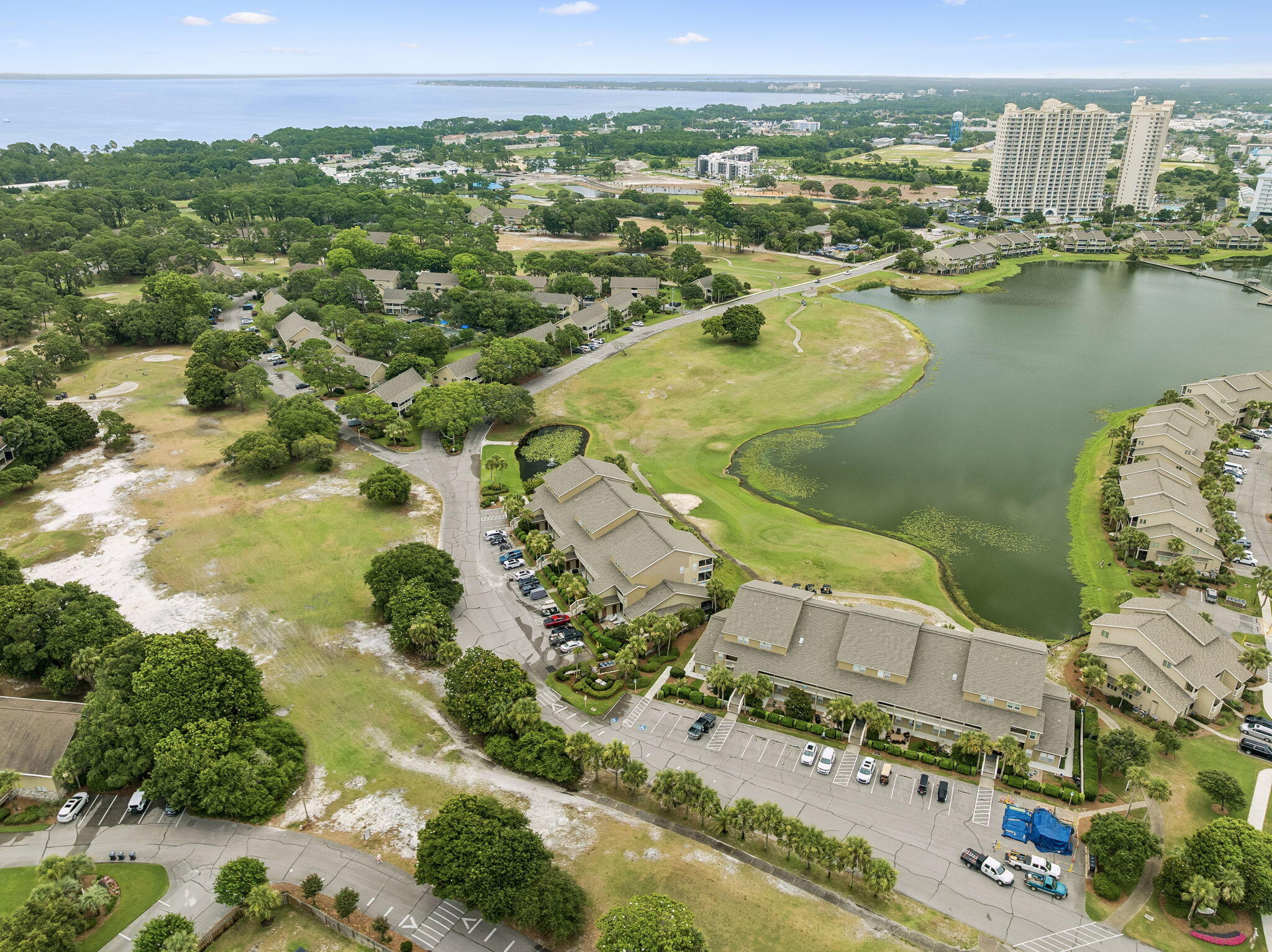 SEASCAPE CONDO PH 10 - Residential