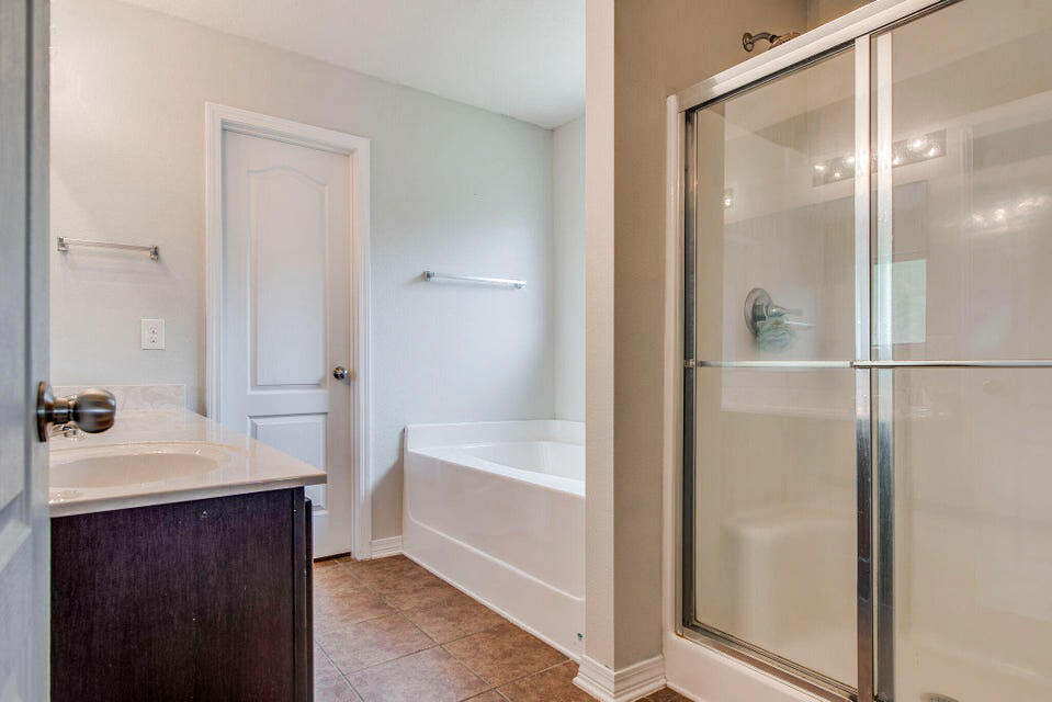 DUNCAN RIDGE - Residential Lease
