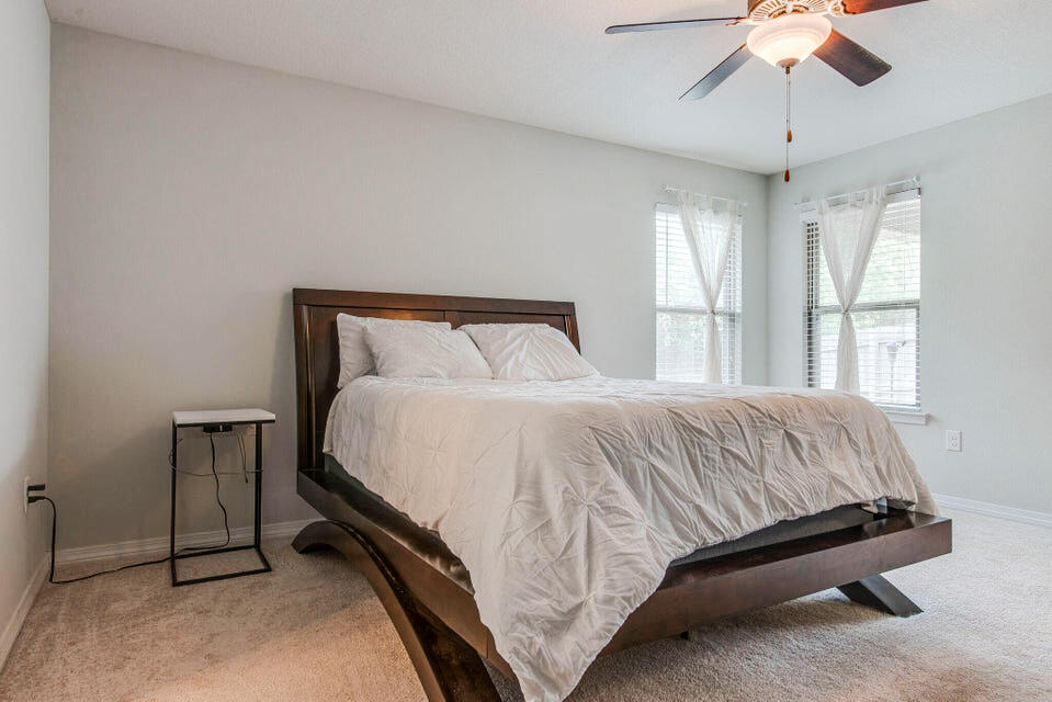 DUNCAN RIDGE - Residential Lease