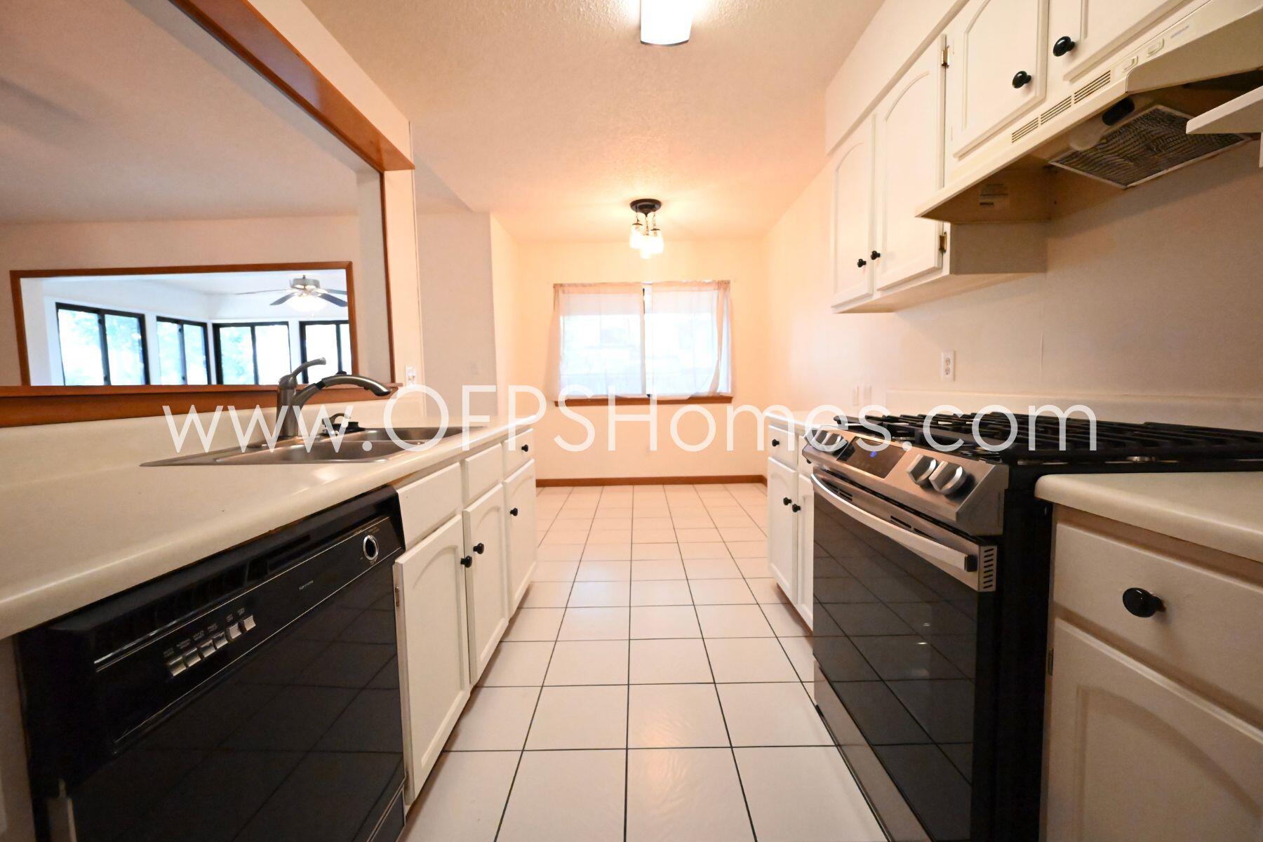 CEDAR RIDGE PH 7B - Residential Lease