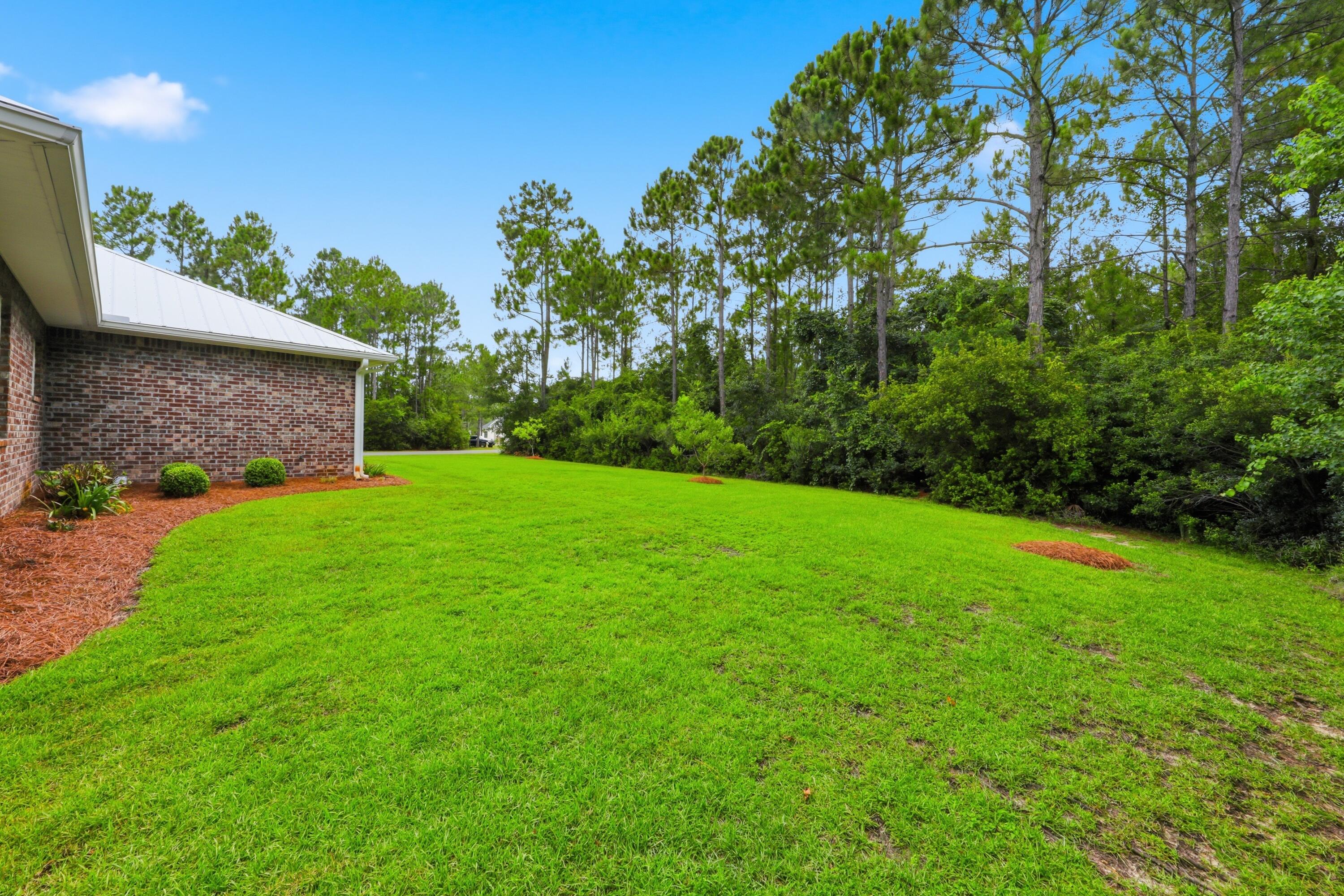 SECLUSION BAY - Residential