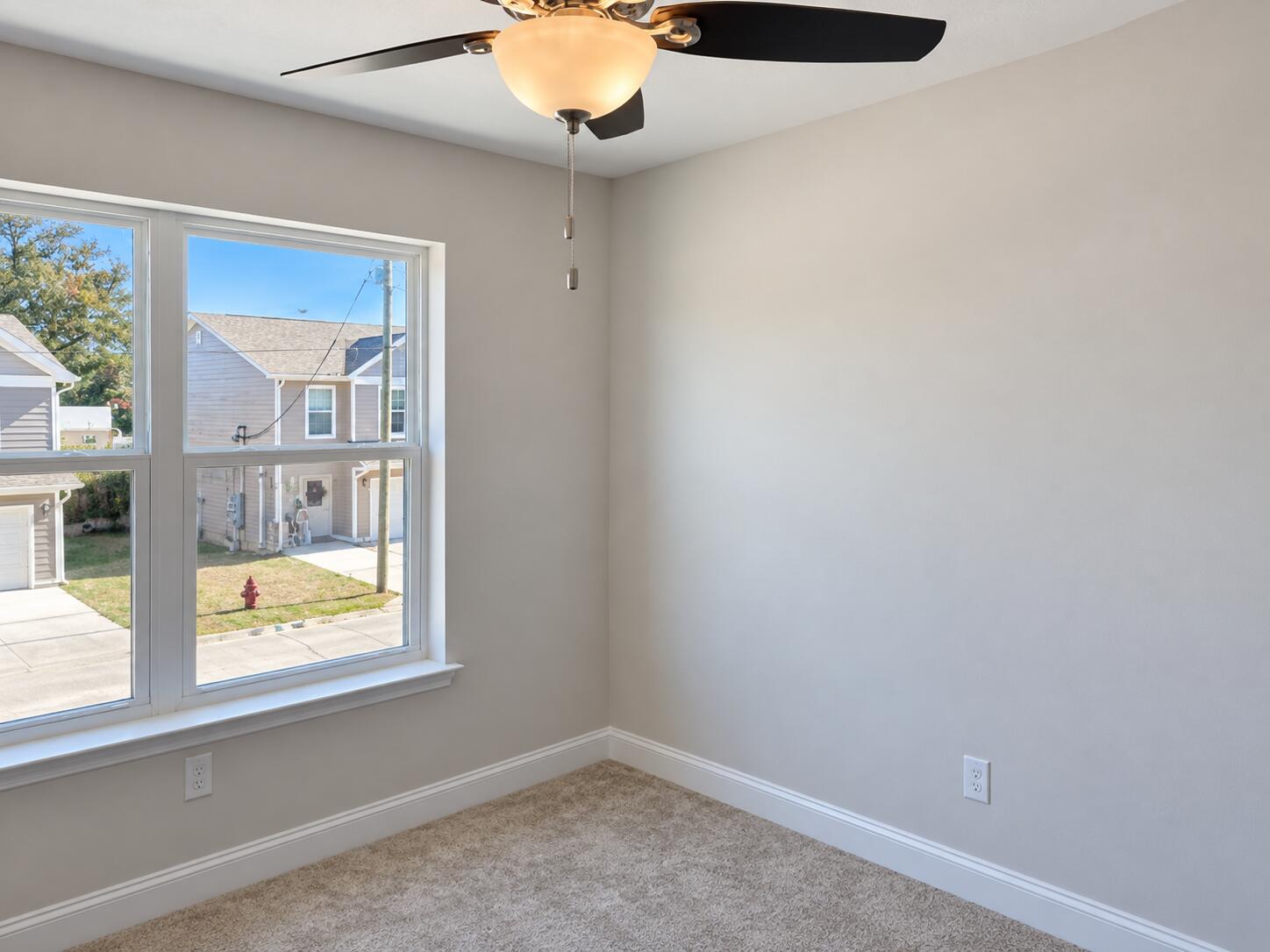 HELMS & ALLEN - Residential Lease