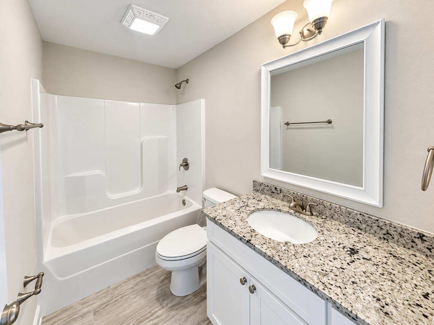 HELMS & ALLEN - Residential Lease
