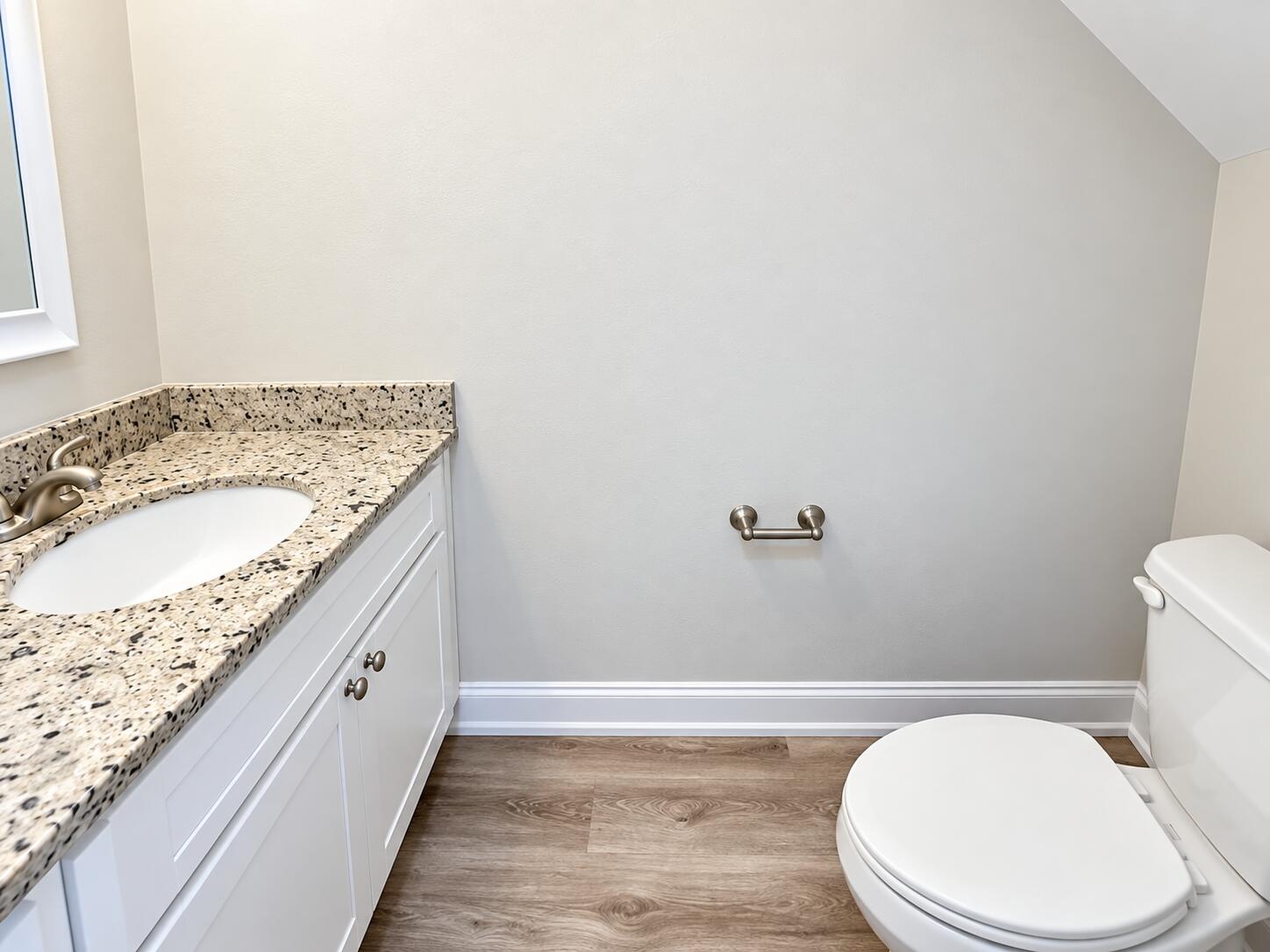 HELMS & ALLEN - Residential Lease