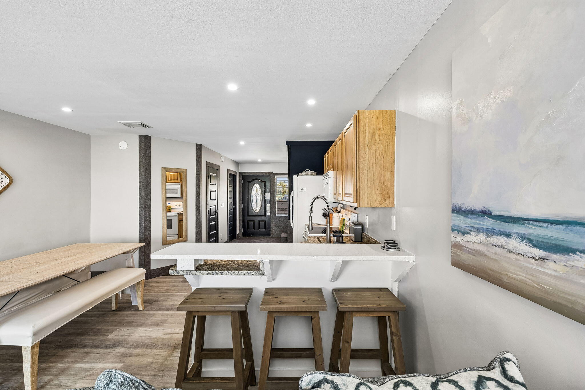 BLUE SURF T/H - Residential