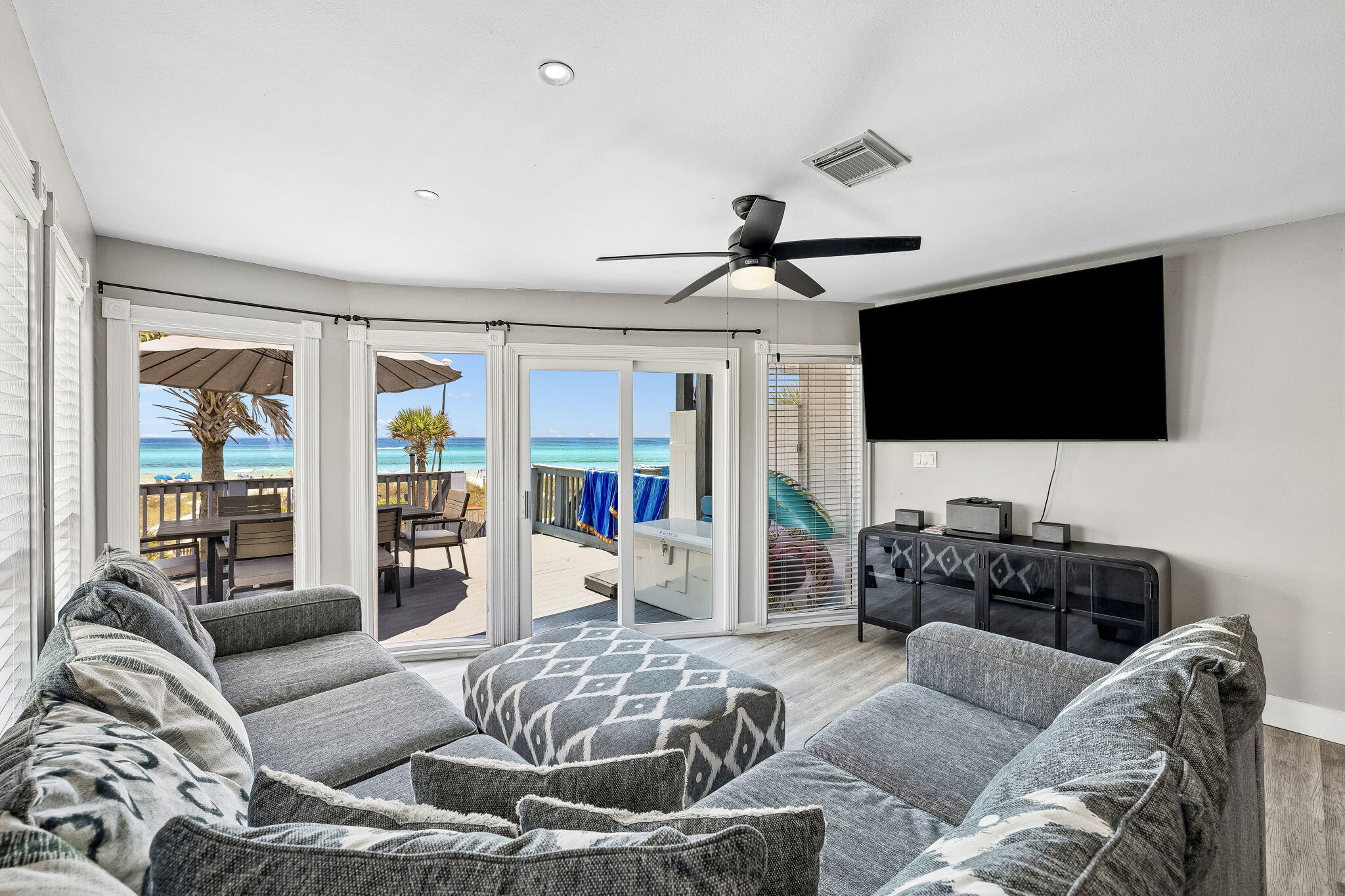 BLUE SURF T/H - Residential