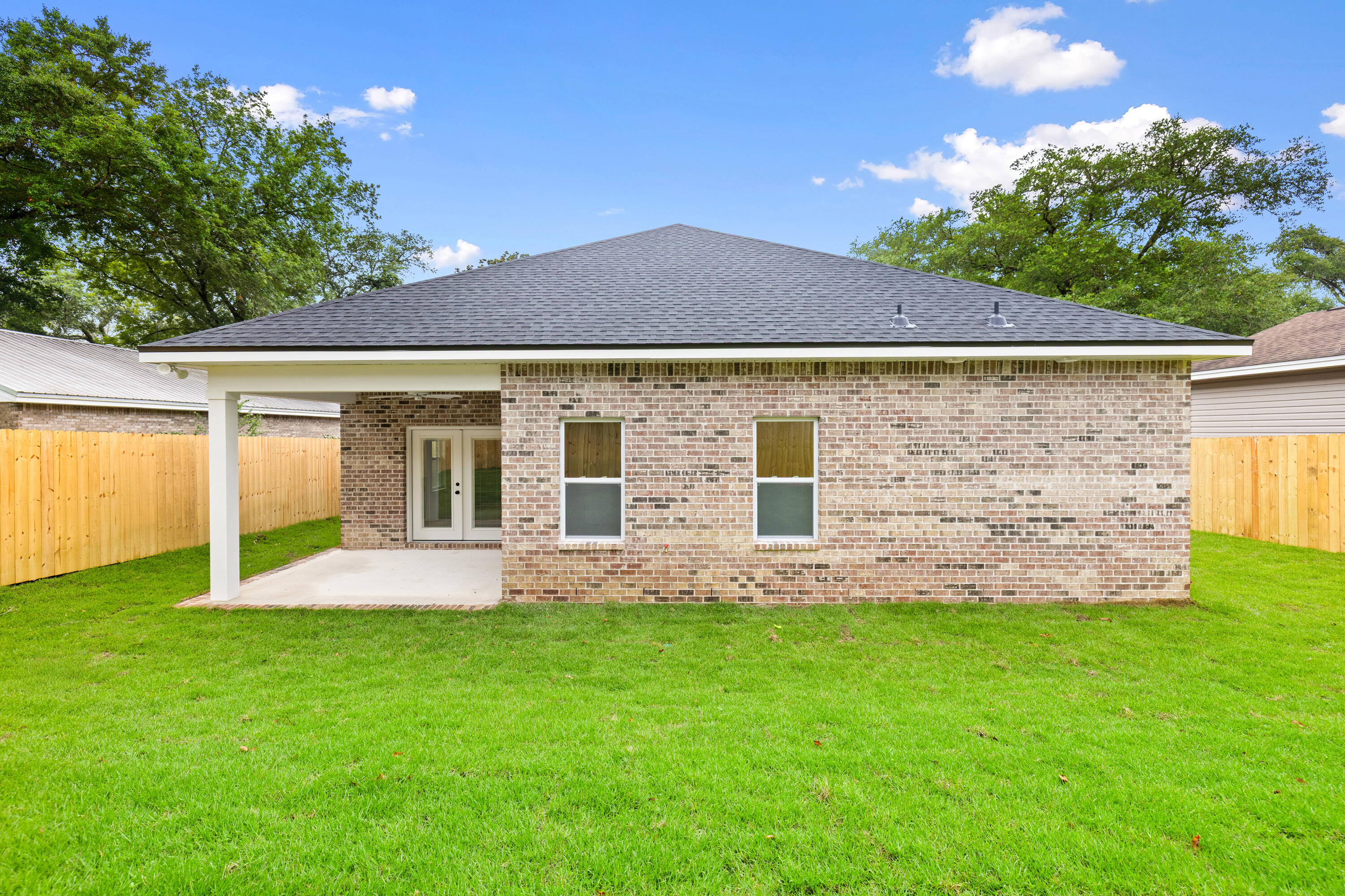 BENTON S/D - Residential