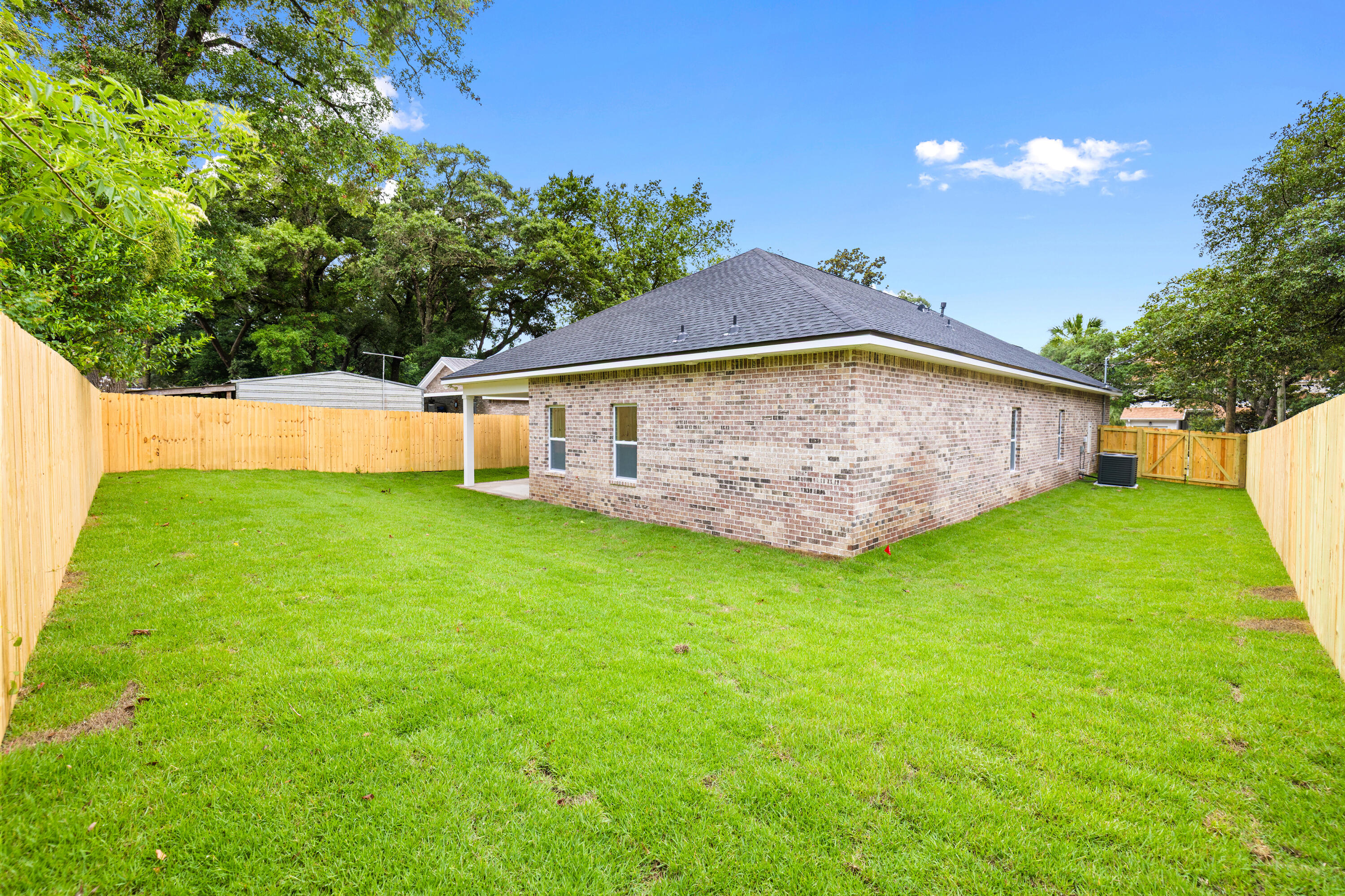 BENTON S/D - Residential