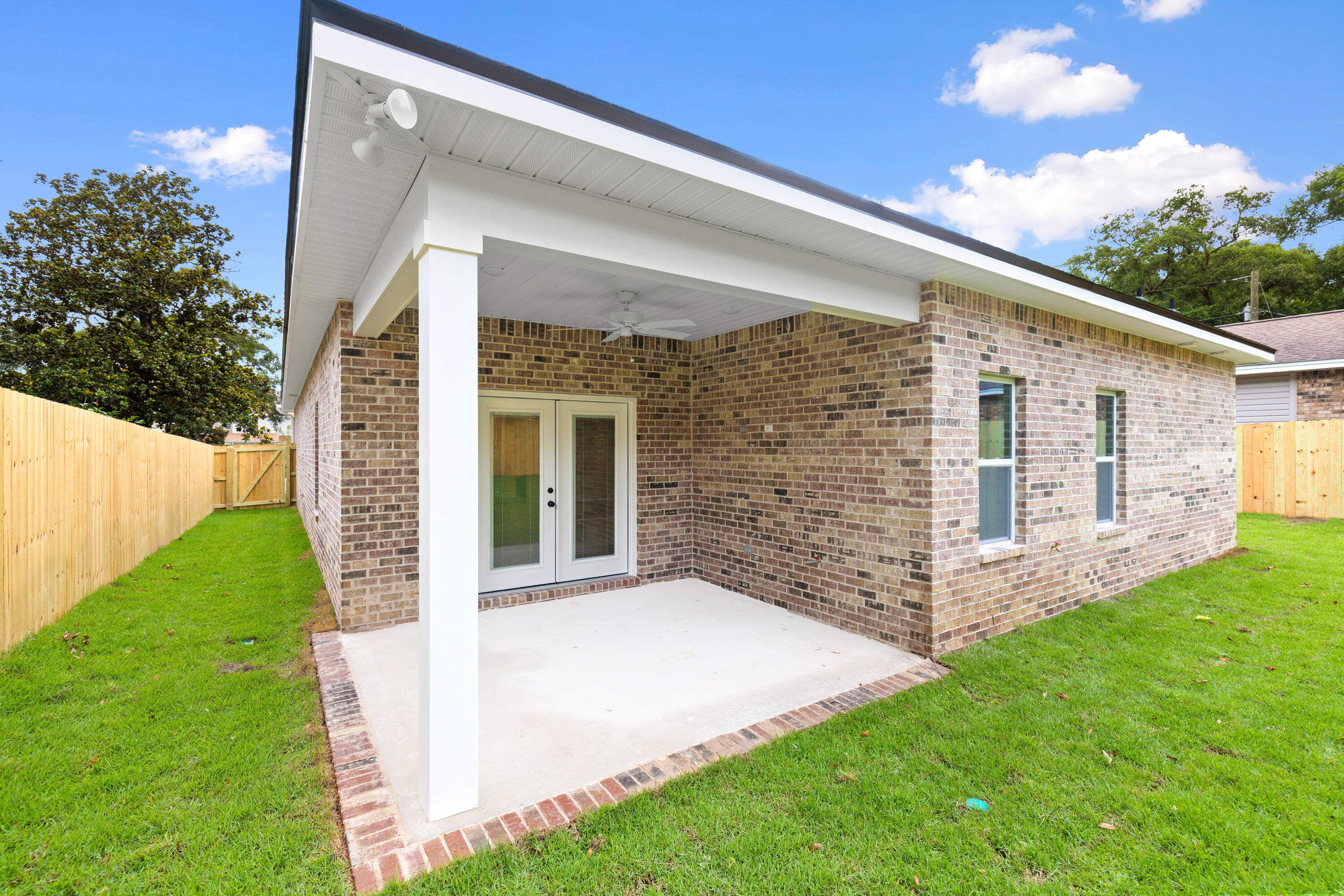 BENTON S/D - Residential