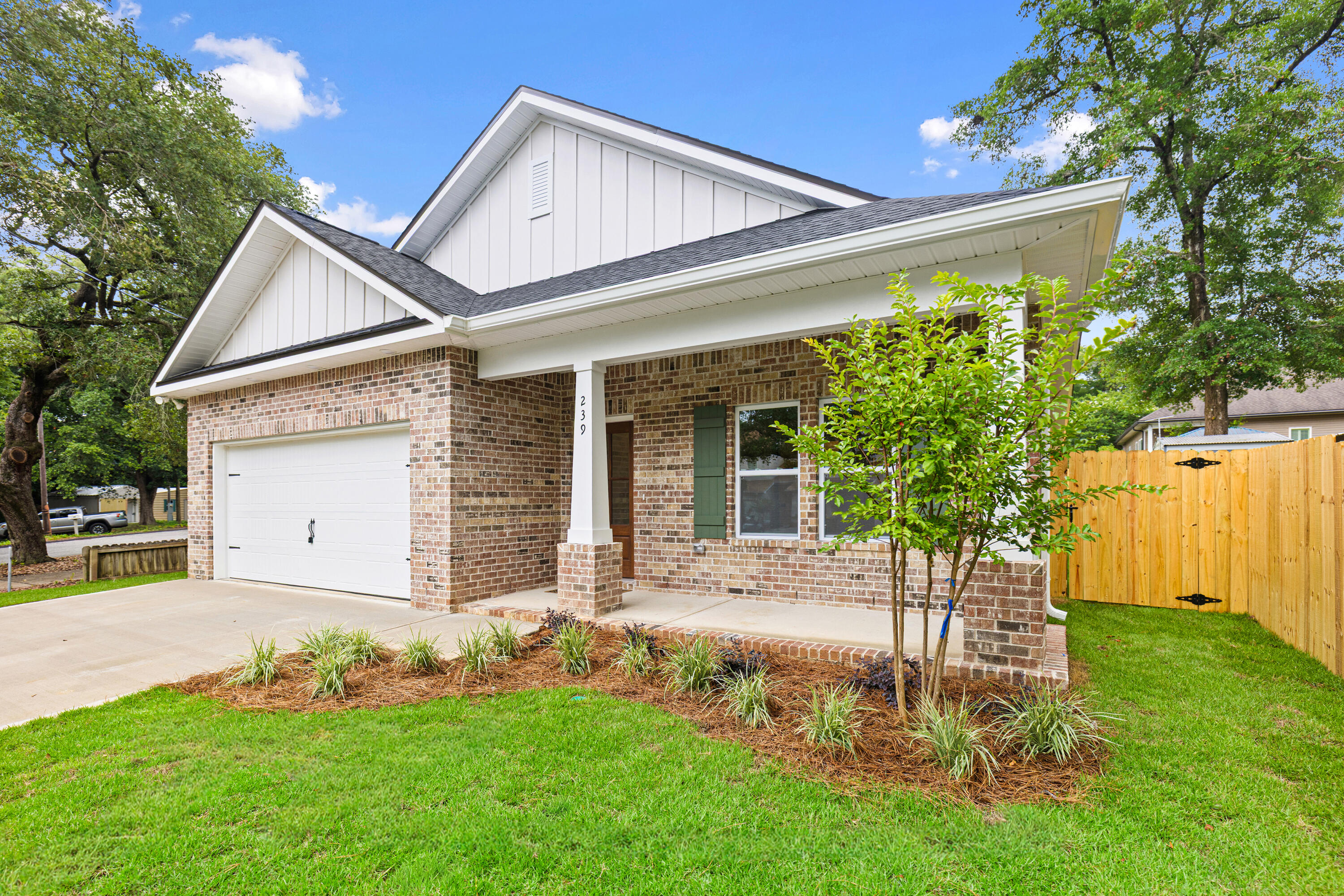 BENTON S/D - Residential