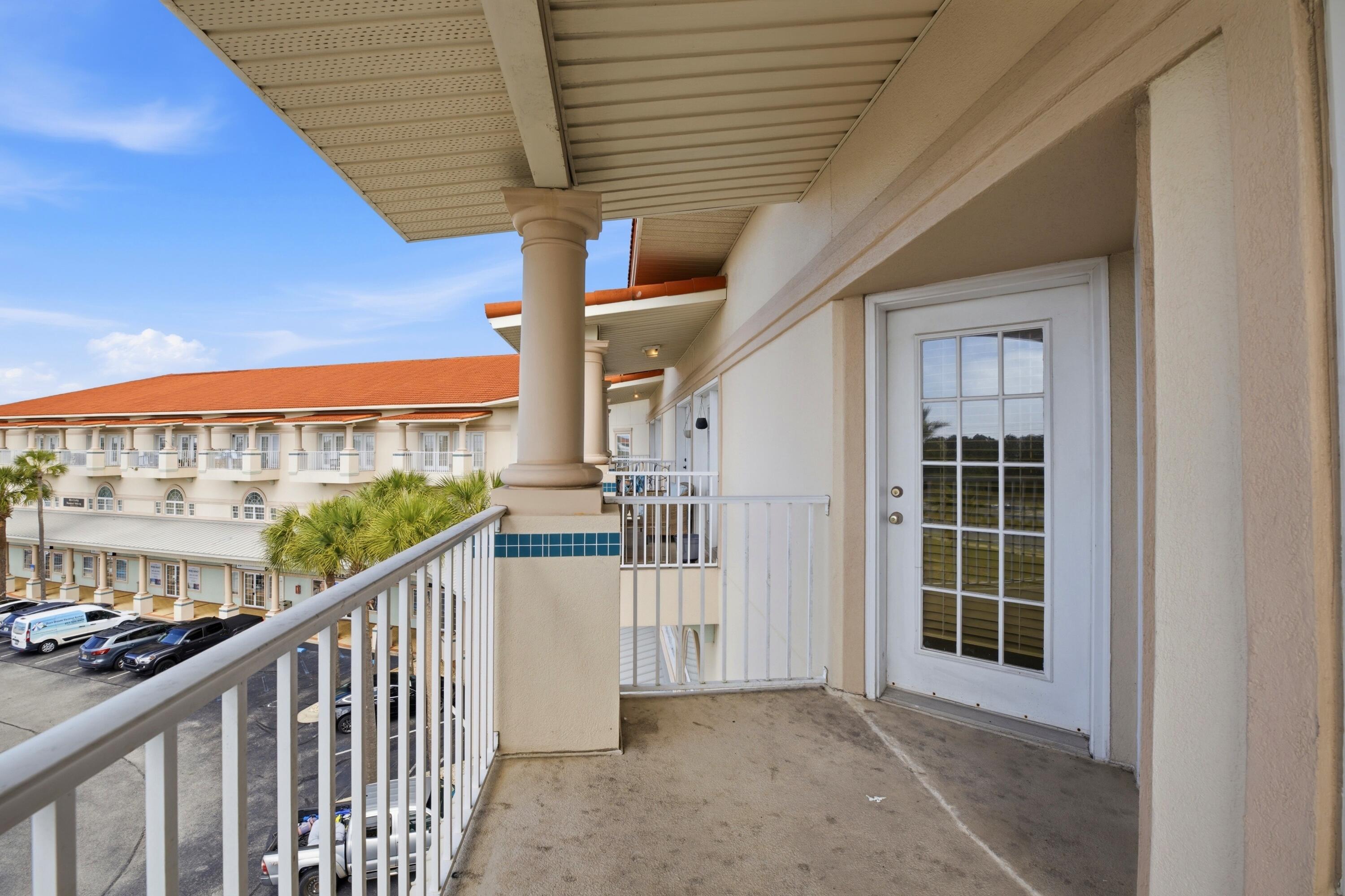 PLAZA THE - Residential Lease