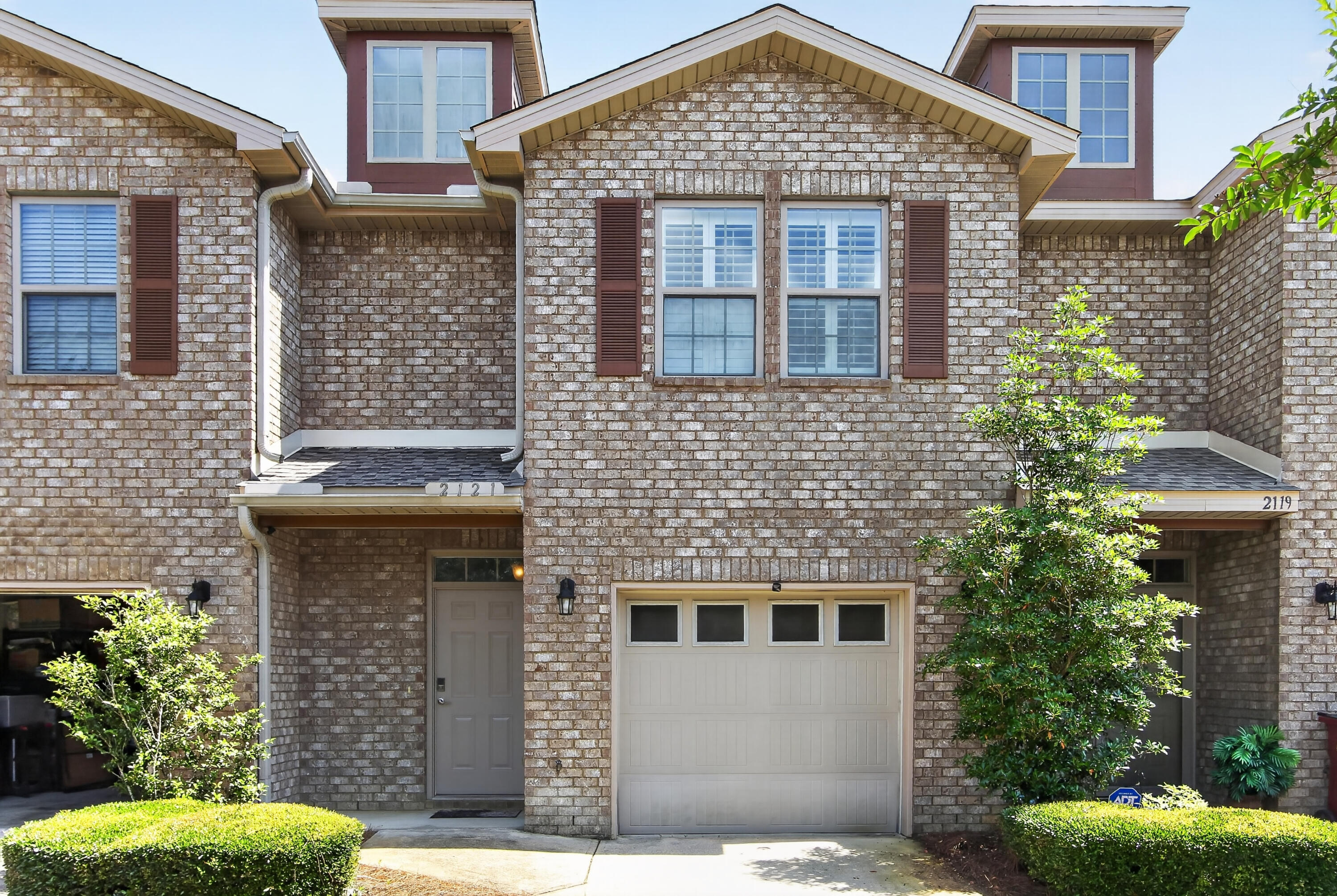 HALF OFF FIRST FULL MONTHS RENT

Welcome to this beautifully maintained 3-bedroom, 2.5-bath townhome located in the desirable Reserve Pointe community in Navarre. The main level features an open-concept living and dining area, perfect for both everyday living and entertaining. The kitchen is equipped with granite countertops, stainless steel appliances, ample cabinetry, and a convenient breakfast bar. Plantation shutters and 9-foot ceilings add an elevated touch throughout the home.

Upstairs, the spacious primary suite includes a walk-in closet, double vanity, and a separate shower. Two additional bedrooms, a full bathroom, and an upstairs laundry area provide both comfort and convenience.

Enjoy low-maintenance living with HOA-covered exterior grounds and access to community amenities including a pool, picnic area, and playground. The property also includes a one-car garage and hurricane protection panels.

Ideally located just minutes from Navarre Beach, shopping, dining, and Hurlburt Field, this home offers both convenience and coastal lifestyle appeal.

Rent: $2,000/month
Security Deposit: $2,000
Lease Term: 12 months preferred
Pets: Up to 2 pets allowed (under 50 lbs each) with approval; $350 non-refundable pet fee + $35/month per pet
Carpet cleaning fee
Available: May 23, 2026