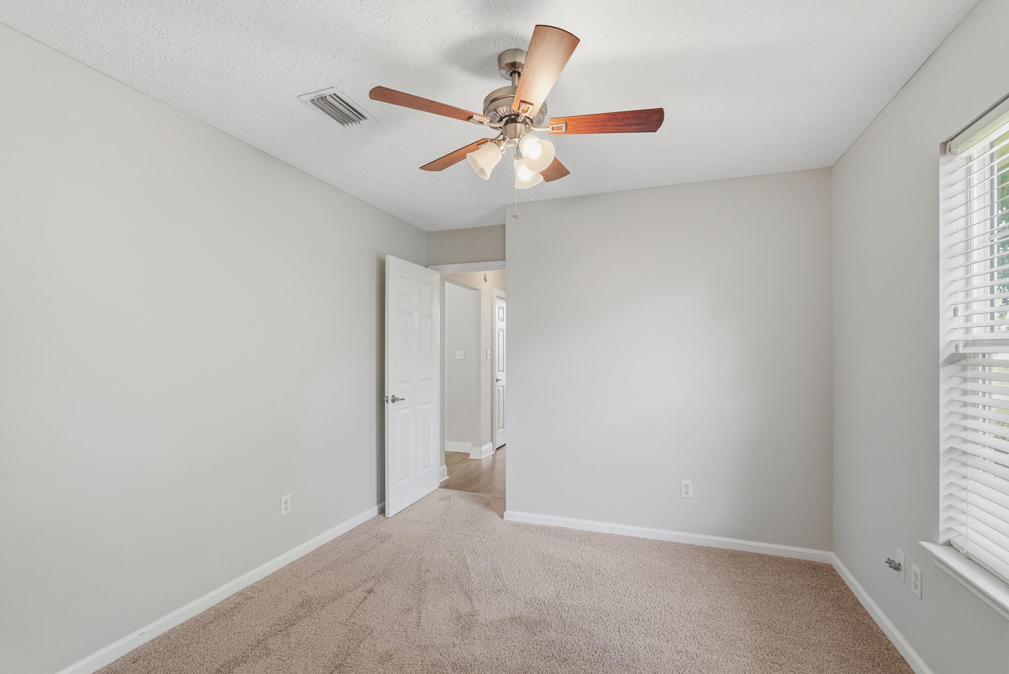 HIDDEN PINES PH 4 - Residential