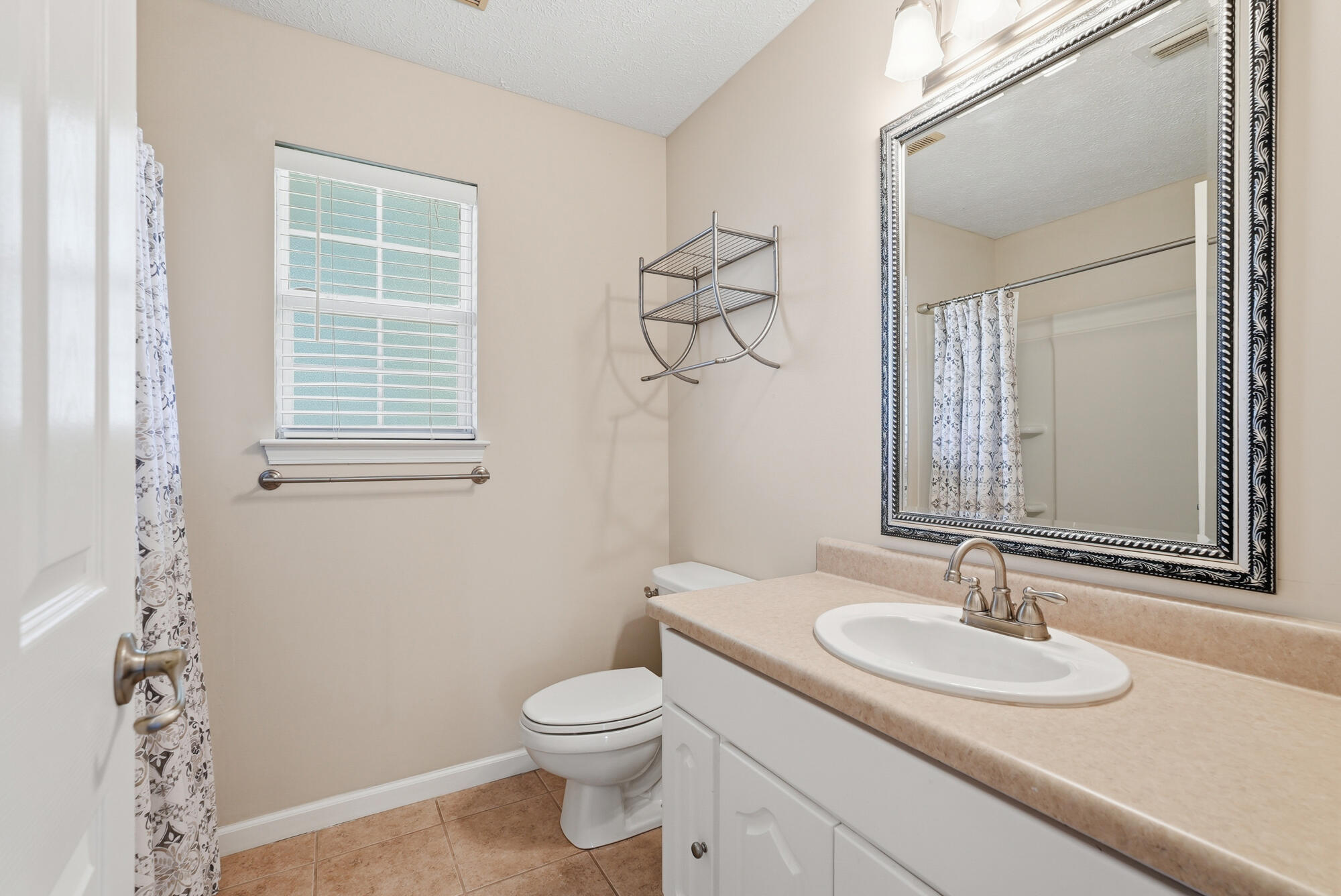 HIDDEN PINES PH 4 - Residential