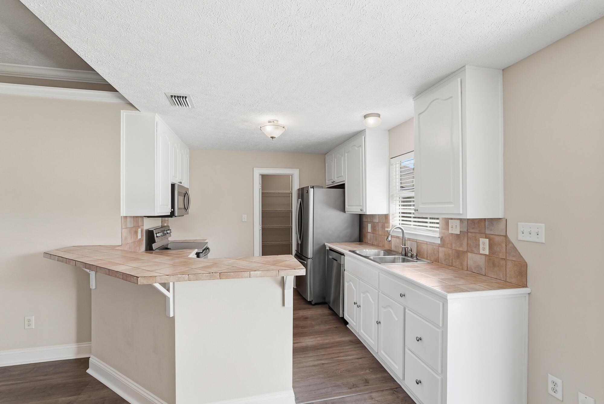 HIDDEN PINES PH 4 - Residential