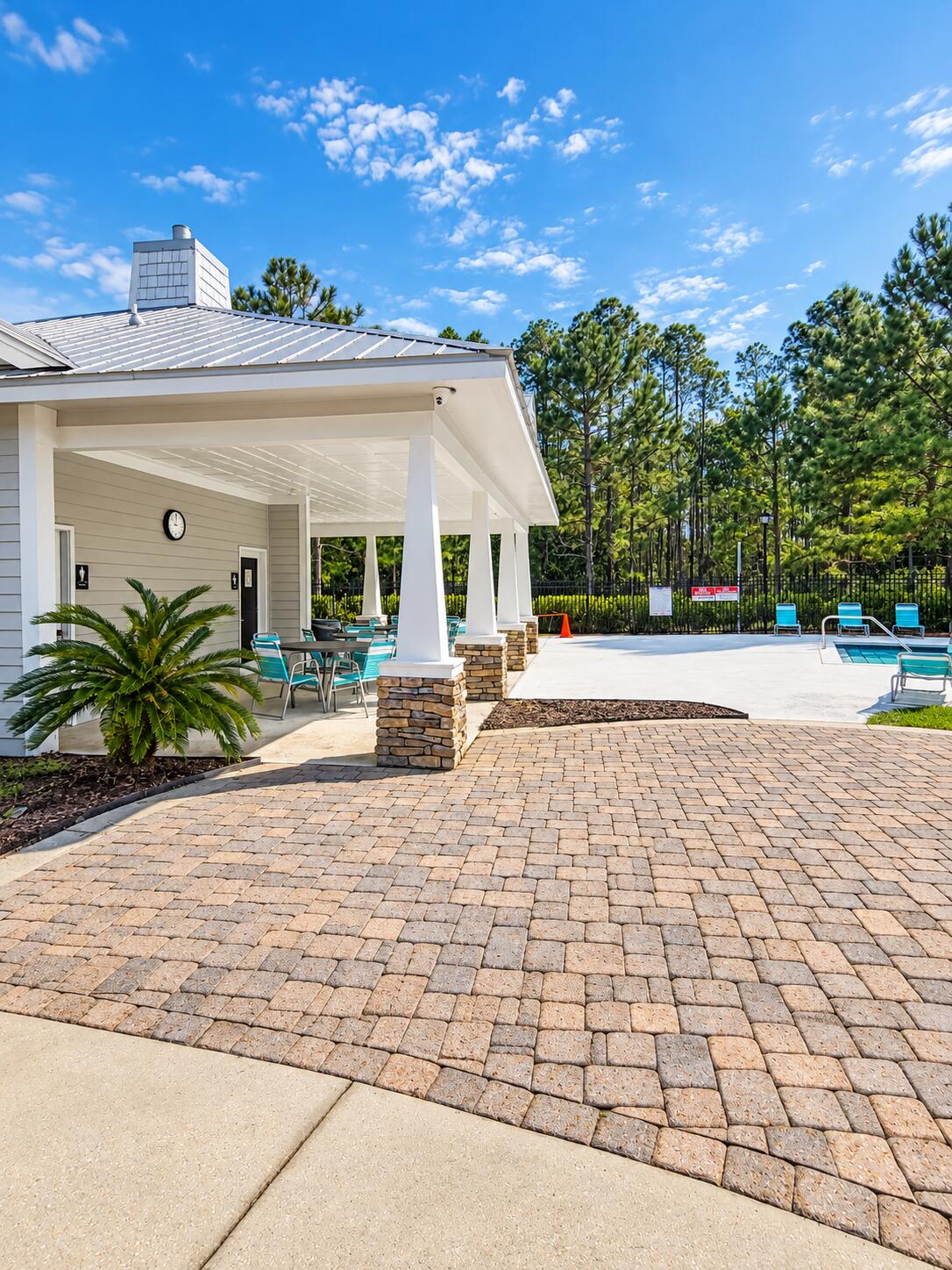 VERANDAS AT FREEPORT - Residential