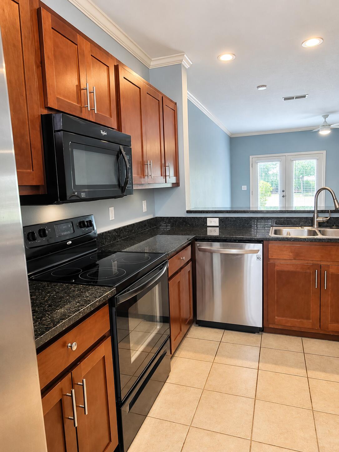VERANDAS AT FREEPORT - Residential