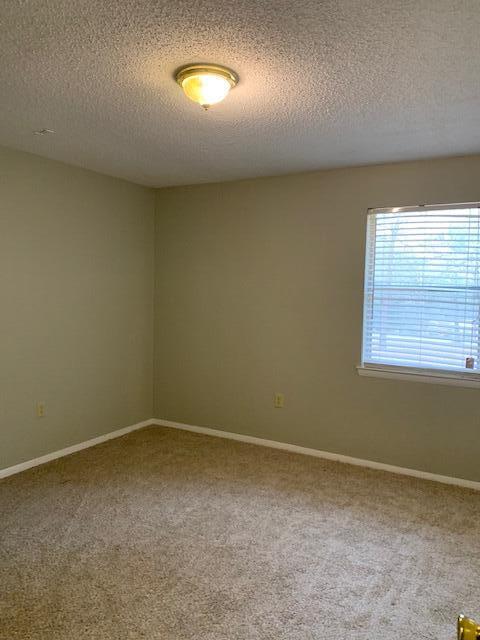 METES & BOUNDS - Residential Lease