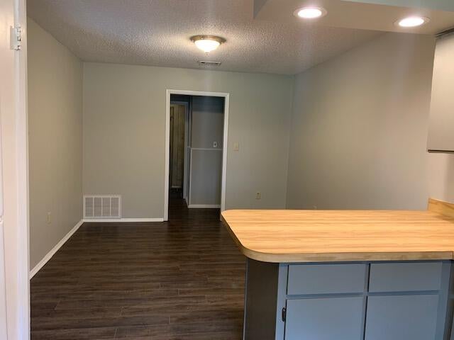METES & BOUNDS - Residential Lease
