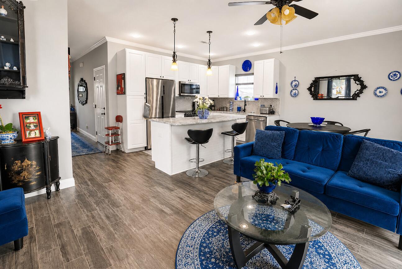 HILBURN GROVE - Residential