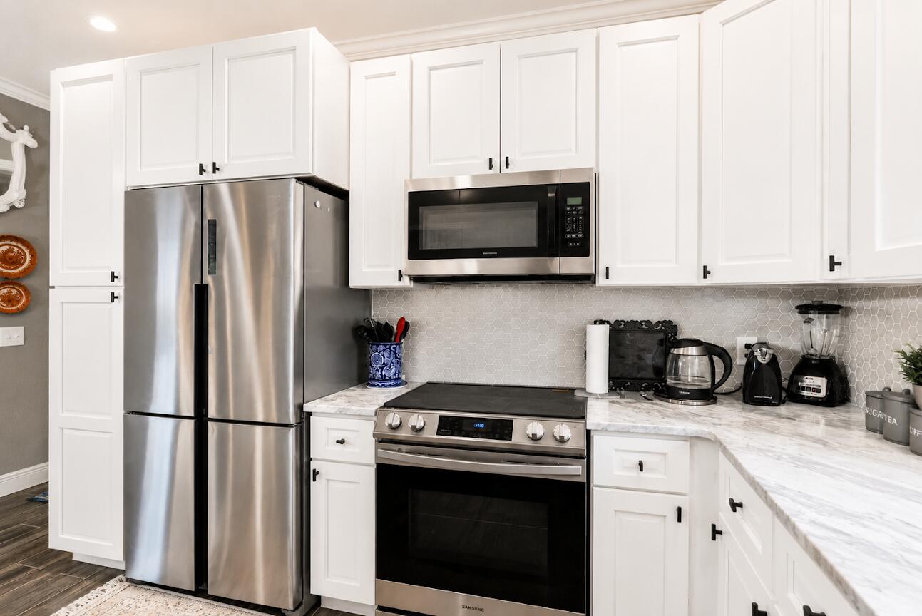HILBURN GROVE - Residential